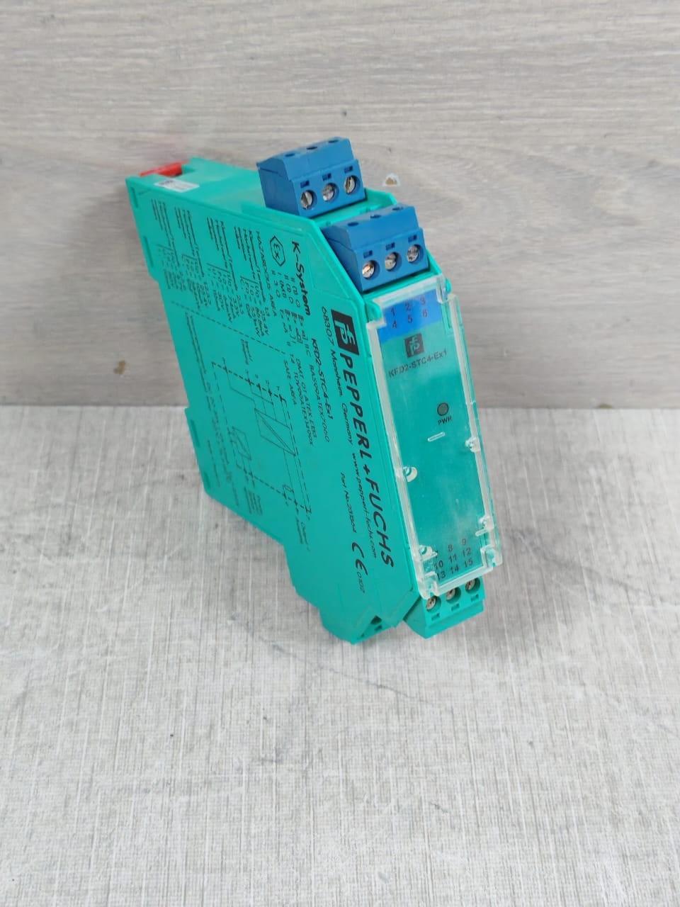 Pepperl+Fuchs TEILE-NR: 231364 PEPPERL+FUCHS KFD2-STC4-Ex1 K-SYSTEM SMART TRANSMITTER ISOLATOR P/N: 231364 4