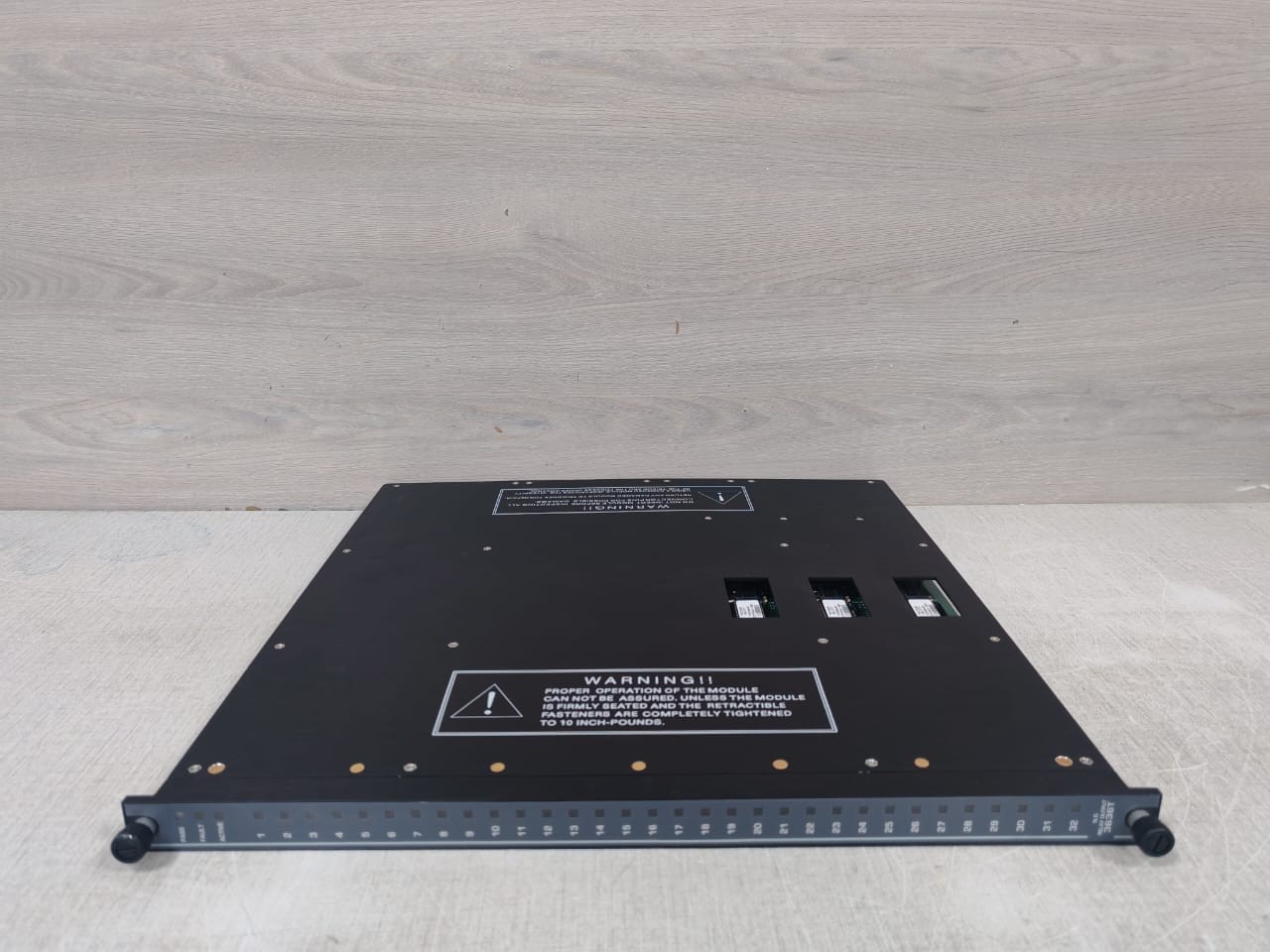 Triconex 3000314-315 Triconex 3636T Digital Relay Output Module 3000314-315 REV.E 2
