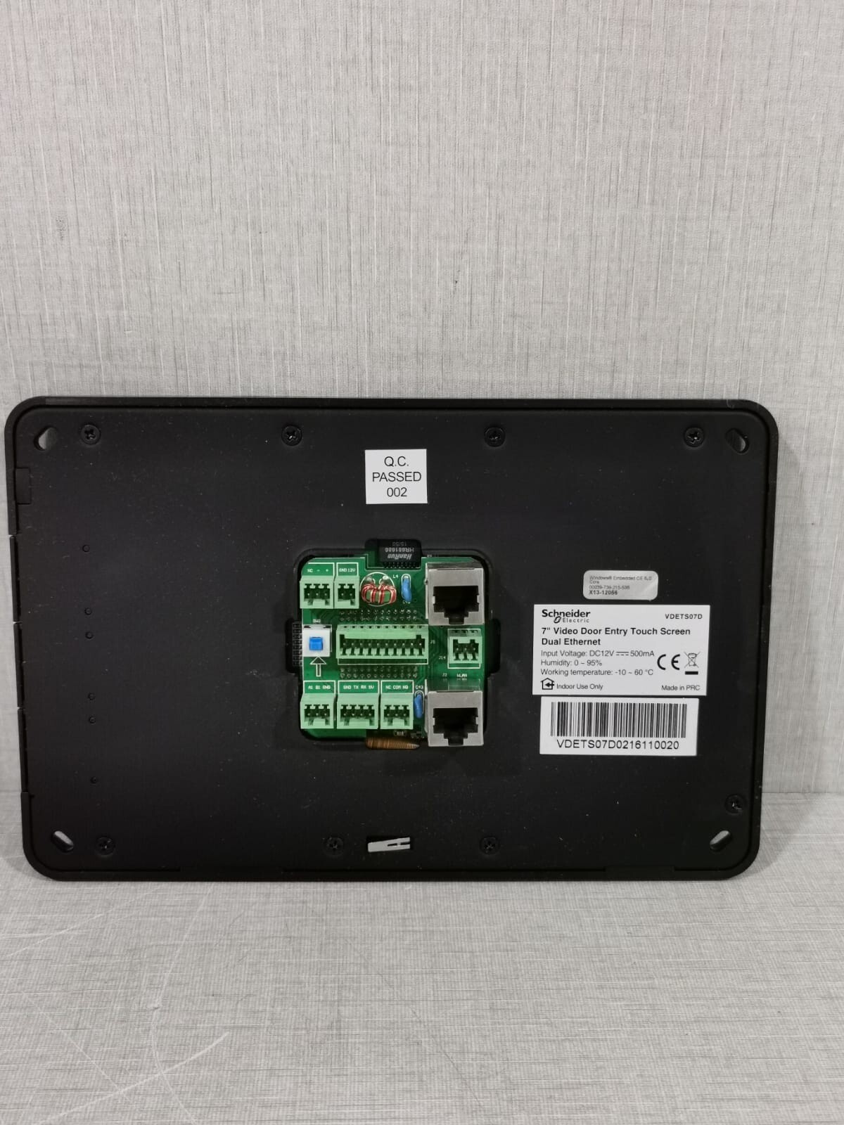 Schneider Electric VDETS07D Schneider Xightor VDETS07D Touch Screen 7' IP Video Door Entrance Touch Screen 6