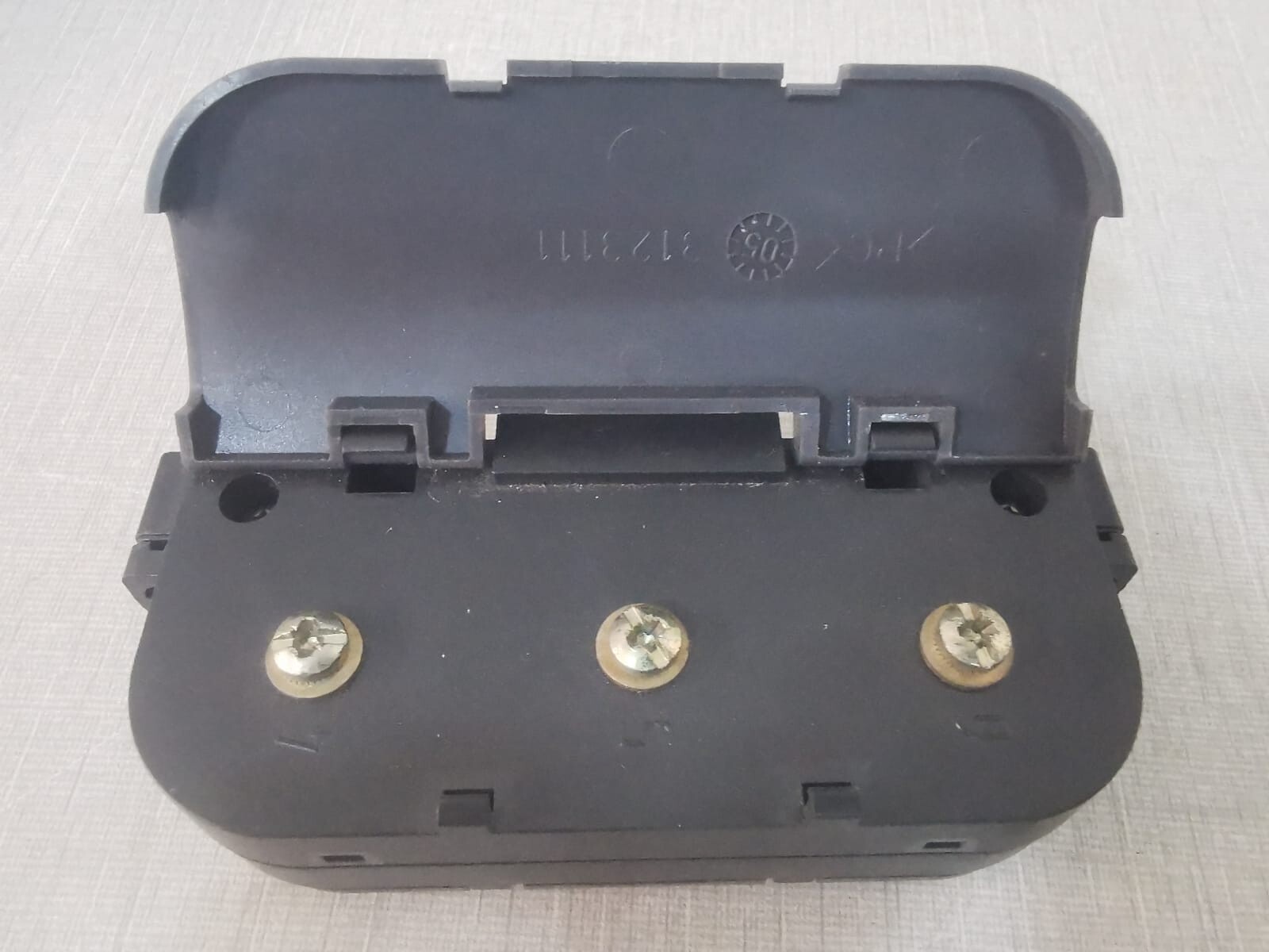 Schneider Electric CCA630 Merlin Gerin CCA630 Power Connector 2