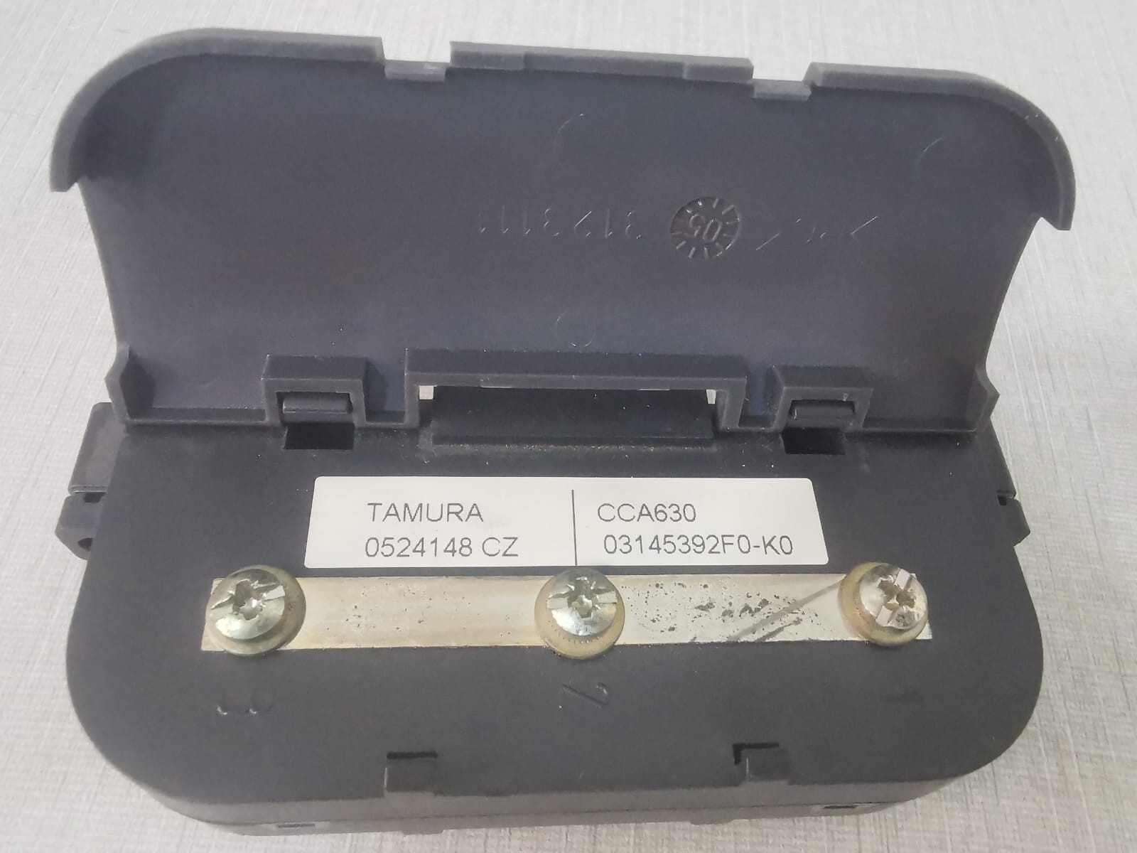 Schneider Electric CCA630 Merlin Gerin CCA630 Power Connector 8