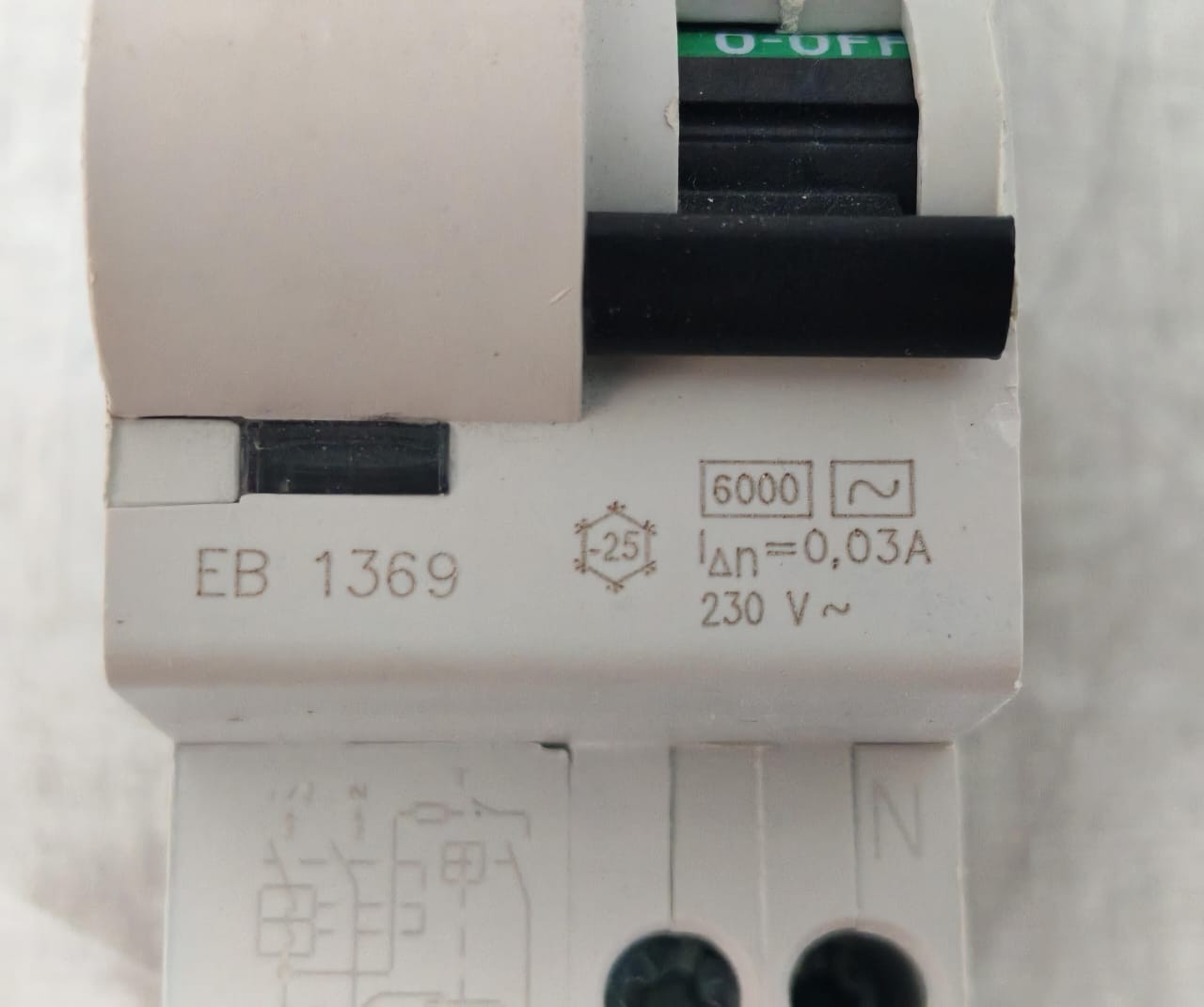 ABB EB-1369 SET 2 PIECES ABB DS951-AC C10 EB 1369 CIRCUIT BREAKER TEST BUTTON 230V 3