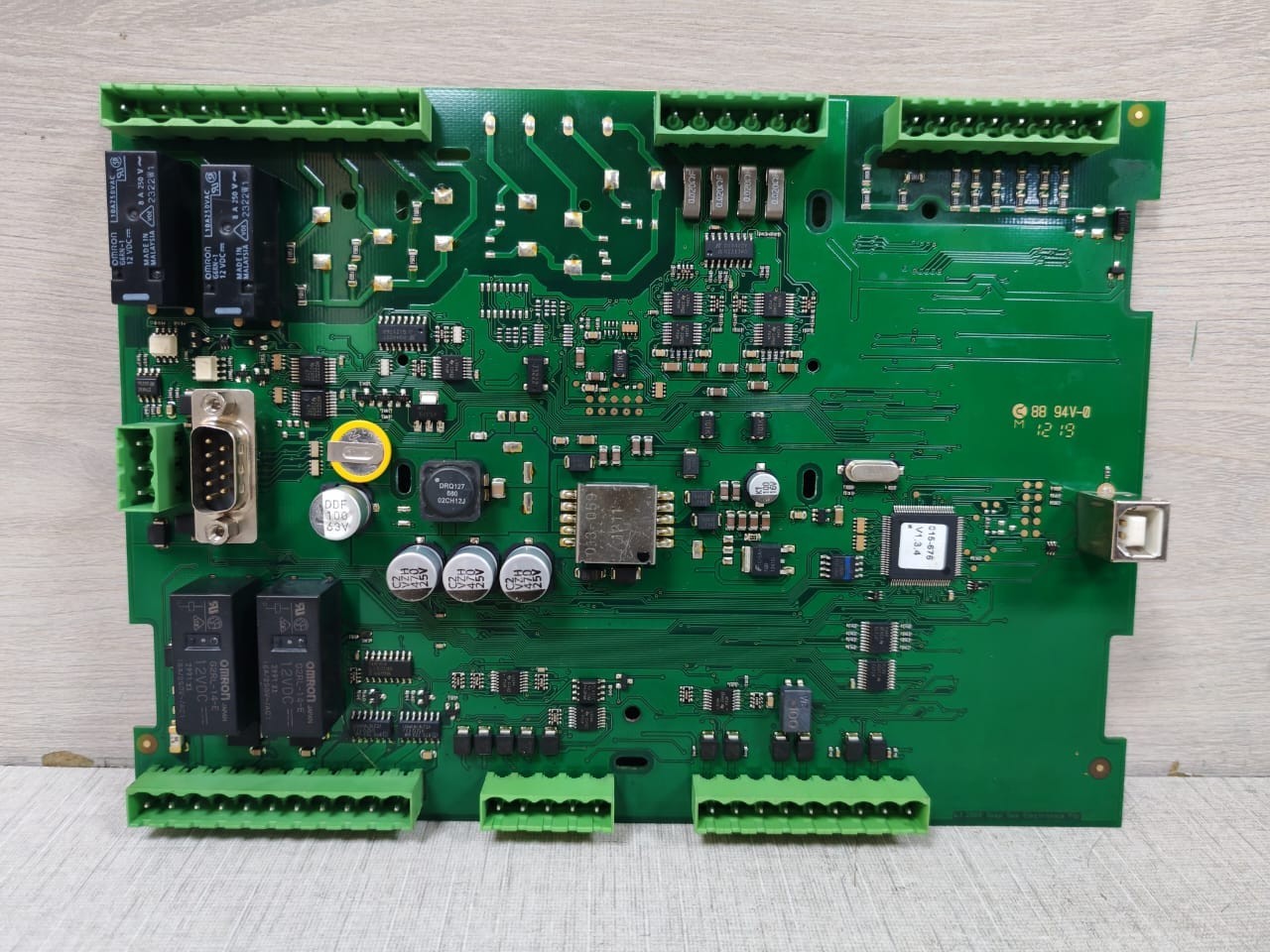 DEEP SEA ELECTRONICS 7310 / 014-611 ISSUE 1-00 MOTHERBOARD - TRY & TESTED
