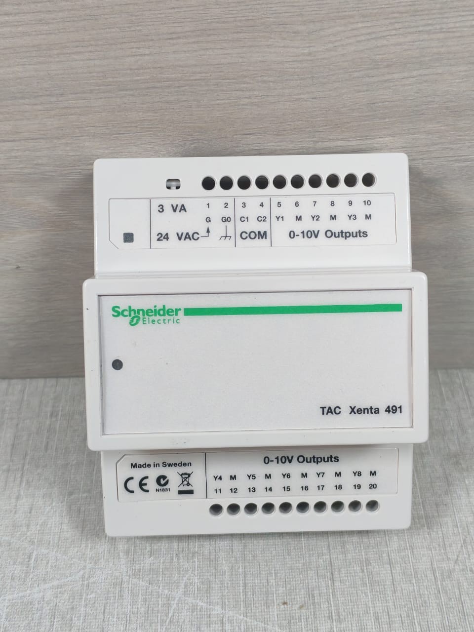 Schneider Electric XENTA-491 Schneider Electric Tac xenta 491 V1.04 Analog Output Module 007303010 2