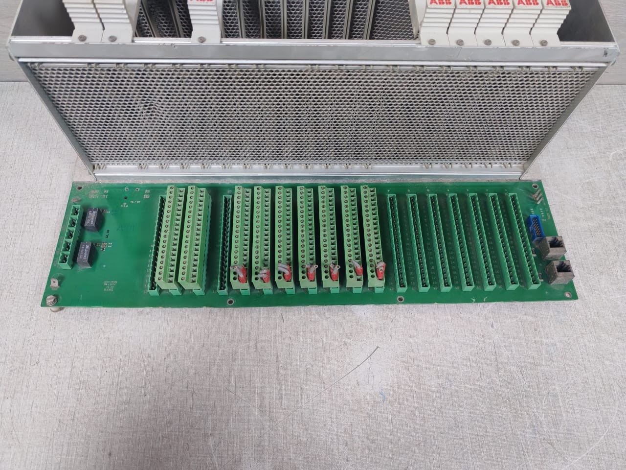 ABB 1KGT022111R42 ABB RACK 1KGT022111R42 - RACK ONLY 2