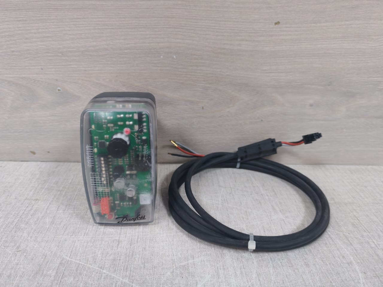 Danfoss AME 110 NL Valve Actuator 082H8057