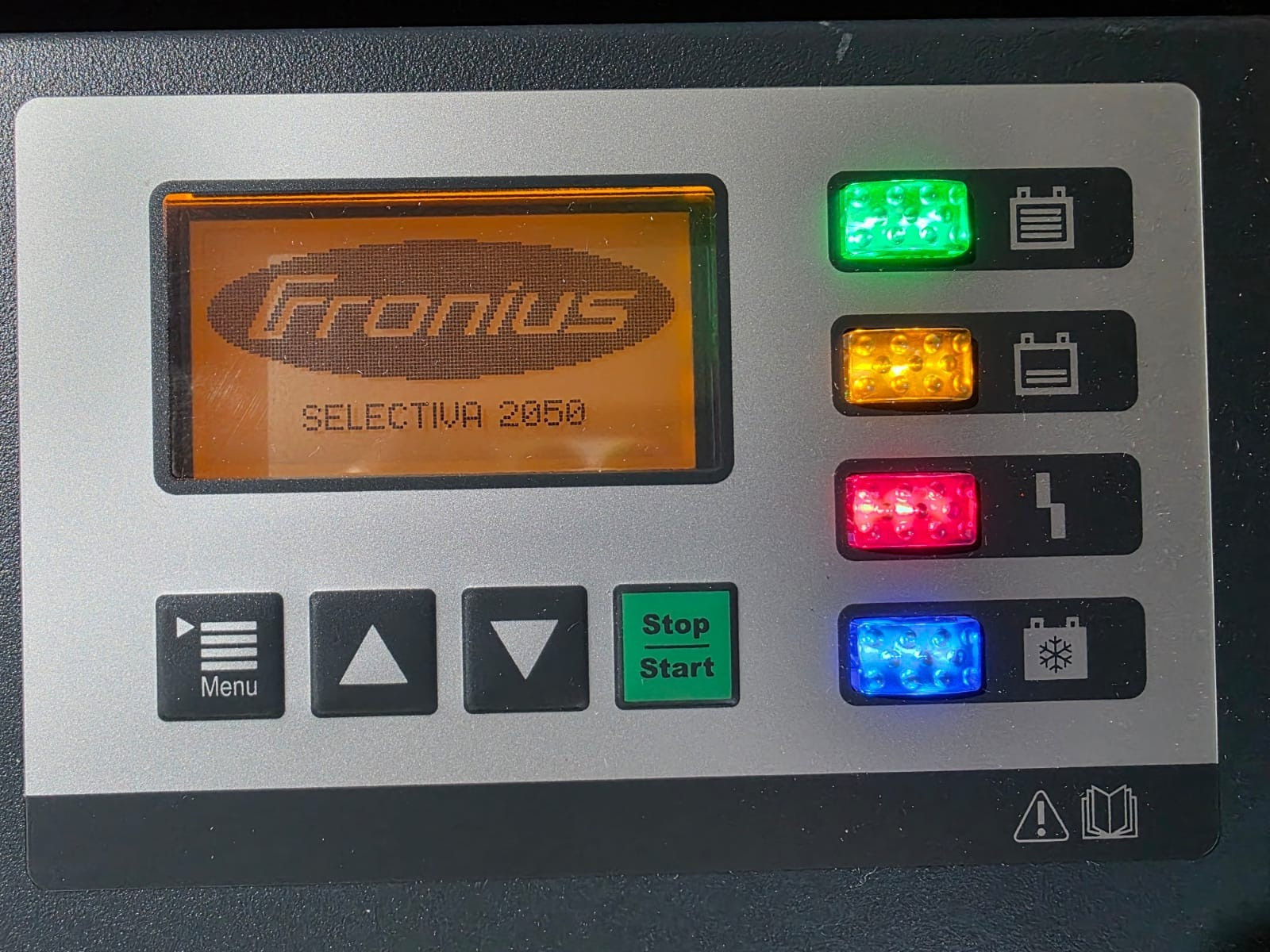 Fronius SELECTIVA 2050 Fronius Selectiva 2050 2KW Battery Charger 4,010,461 7