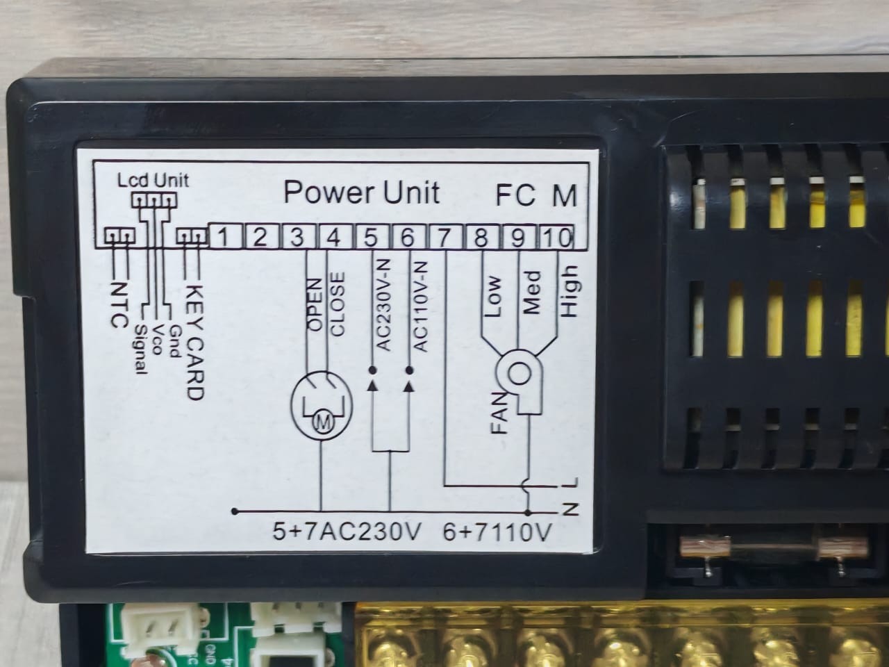 Zicon Controls ZTC8800 Zicon Controls ZTC8800 Power Unit 3