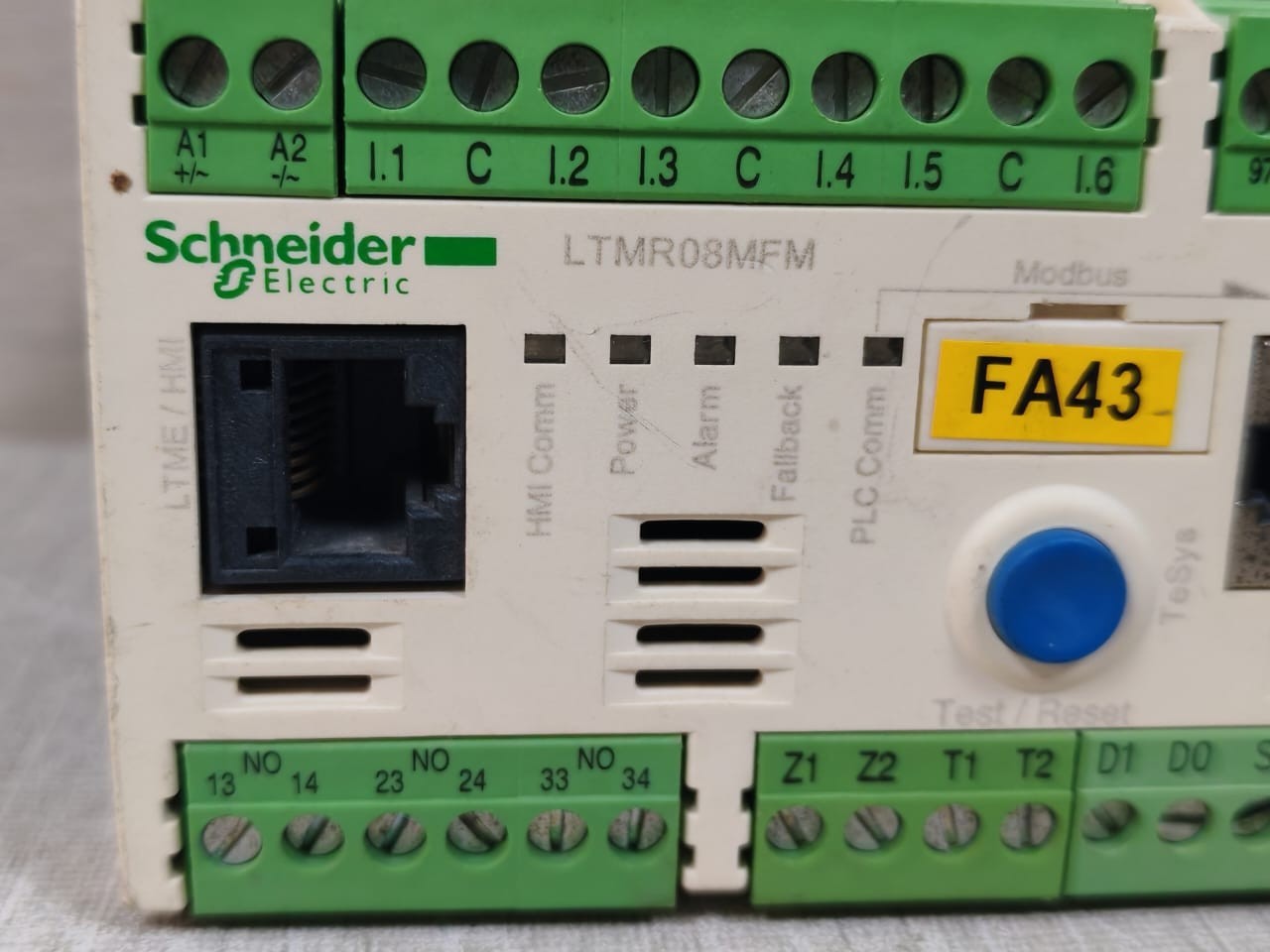 Schneider Electric LTMR08MFM Schneider Electric LTMR08MFM Motor Management Motor Controller 2