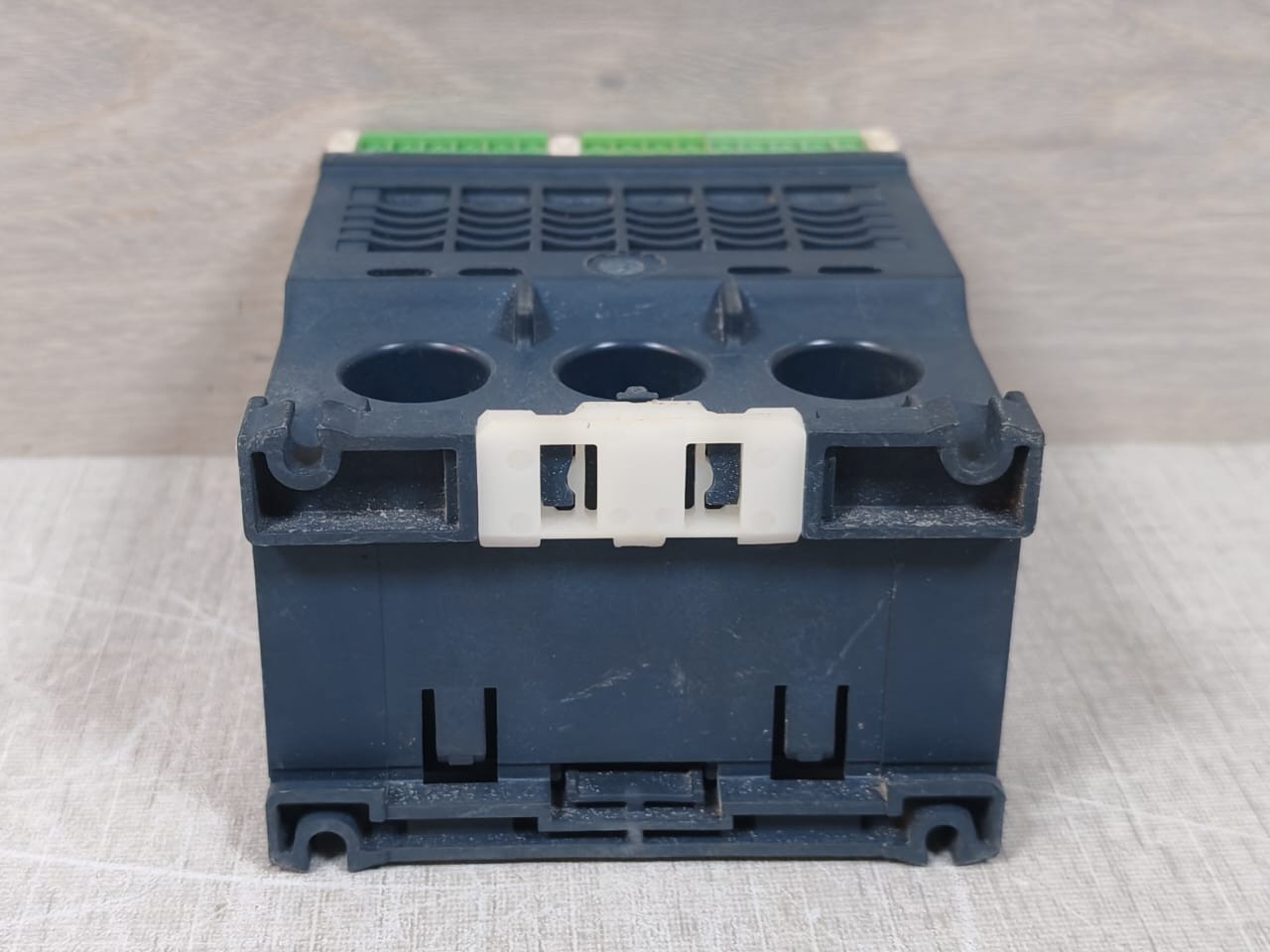 Schneider Electric LTMR08MFM Schneider Electric LTMR08MFM Motor Management Motor Controller 10