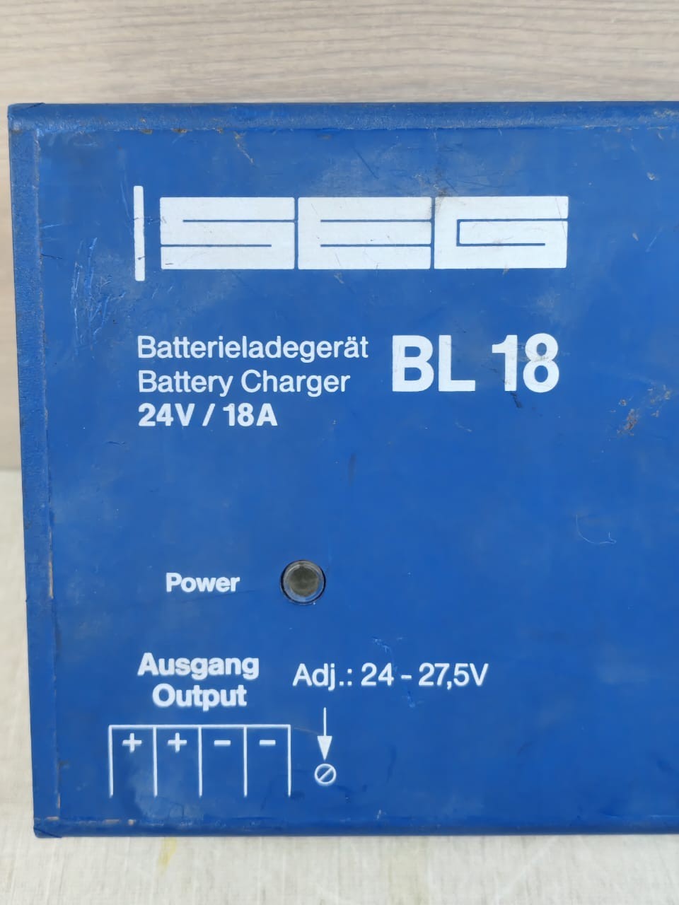 Woodward BL18 WOODWARD SEG BL18 BATTERY CHARGER 24V / 18A 5