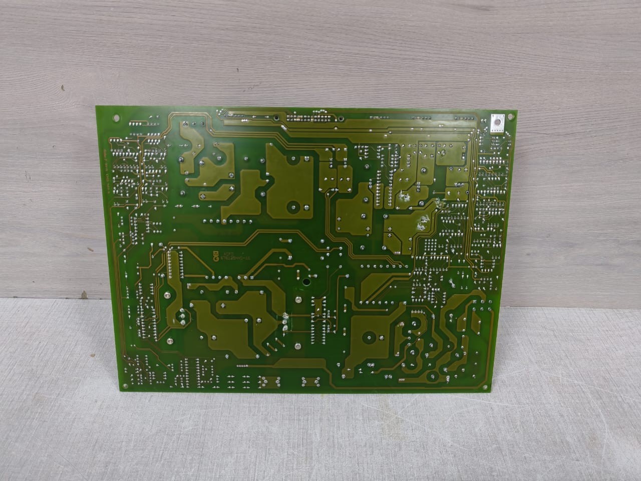 Unbranded 6761255 EB / 6761254XD-2E ACFO 6761255 EB / 6761254XD-2E PCA BOARD 9