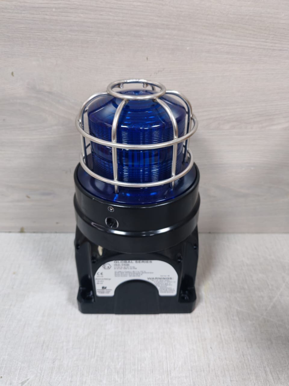 Federal Signal G-STR-120-D-B FEDERAL SIGNAL G-STR-120-D-B VISUAL STROBE 120V BLUE 5