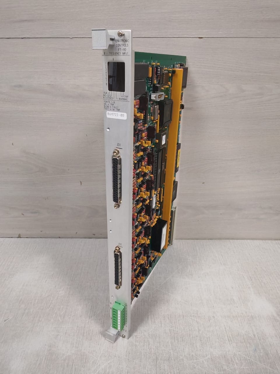 EN-TRONIC CONTROLS ZE544-110A-300/1 EN-TRONIC CONTROLS ZE544-110A-300/1 8-Frequency Input 9