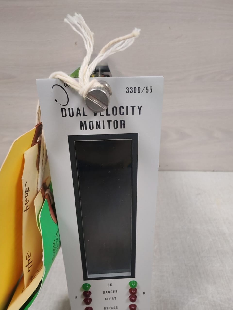 BENTLY NEVADA 04-03-08-08-01-01-00-00 BENTLY NEVADA 3300/55 04-03-08-08-01-01-00-00 DUAL VELOCITY MONITOR 3