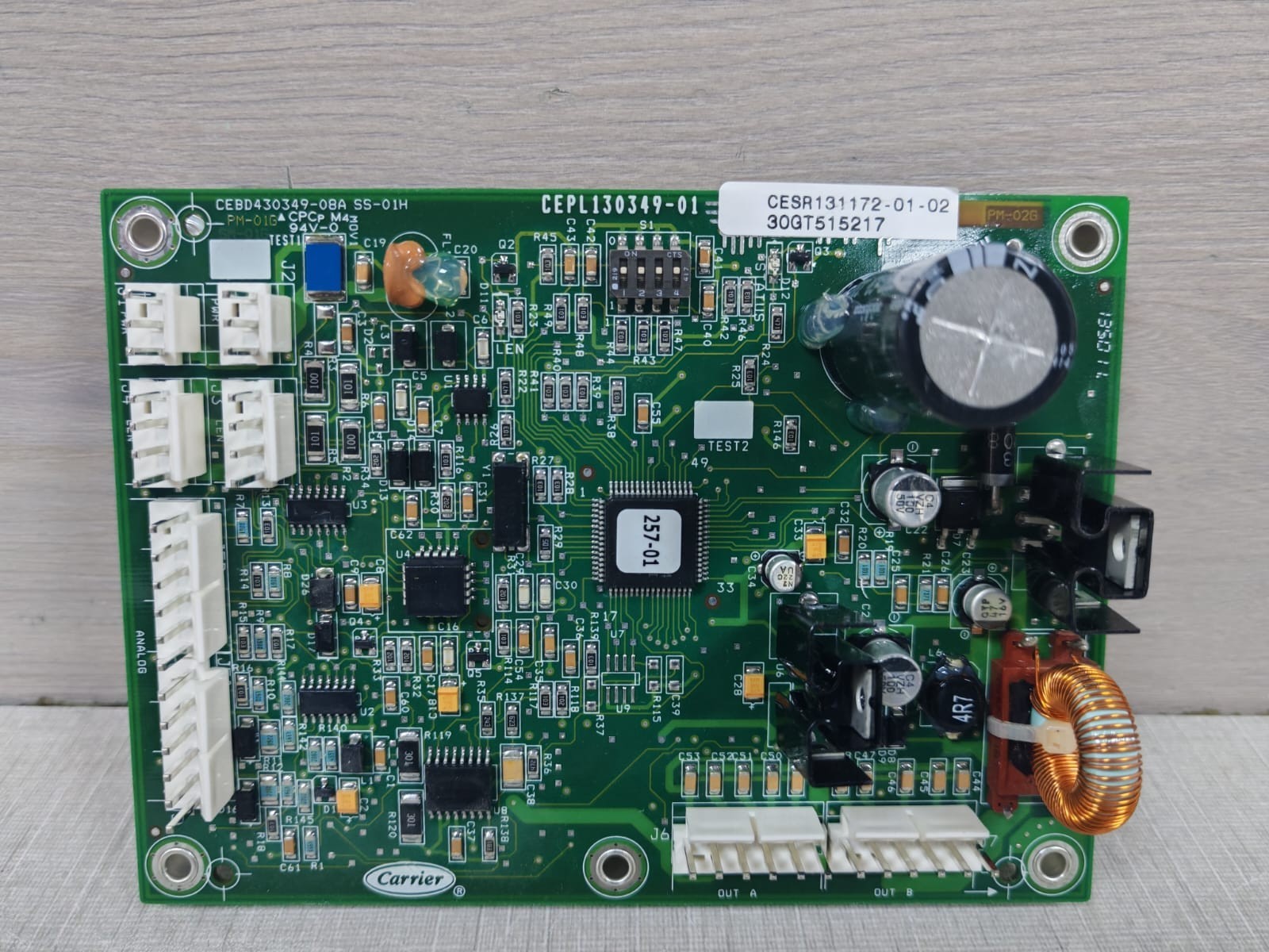 CARRIER CESR131172-01-02 30GT515217 CONTROL BOARD CEPL130349-01