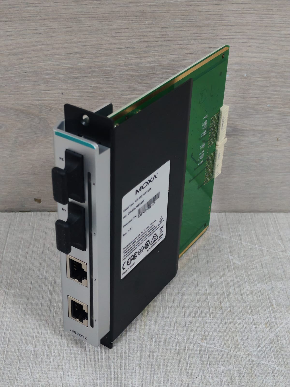 MOXA CM-600-2SSC/2TX REV.1.0. MOXA CM 600 2SSC/2TX REV.1.0. CM 600 2SSC/2TX REV.1.0.1 Ethernet Interface Module 4