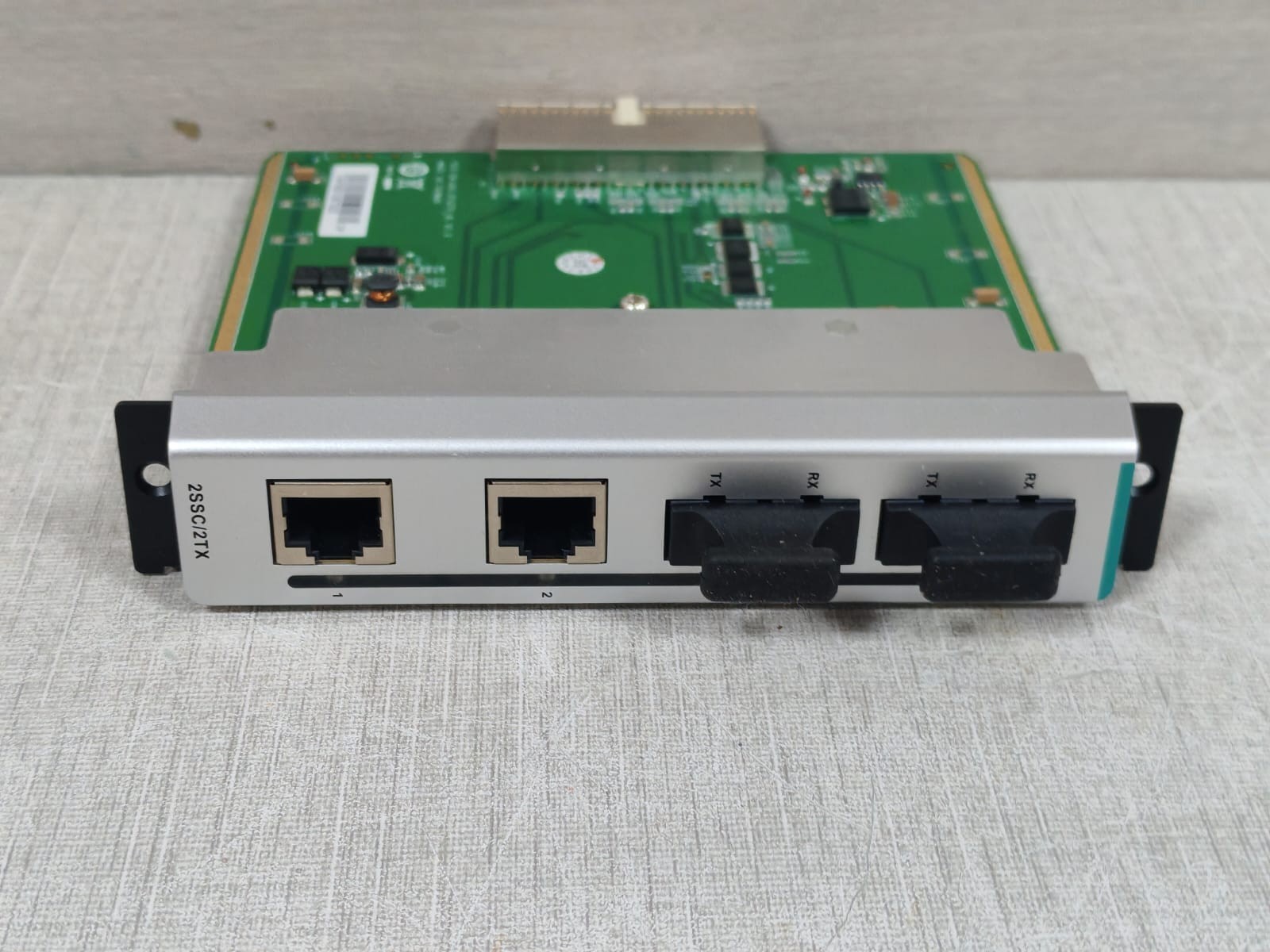 MOXA CM-600-2SSC/2TX REV.1.0. MOXA CM 600 2SSC/2TX REV.1.0. CM 600 2SSC/2TX REV.1.0.1 Ethernet Interface Module 5