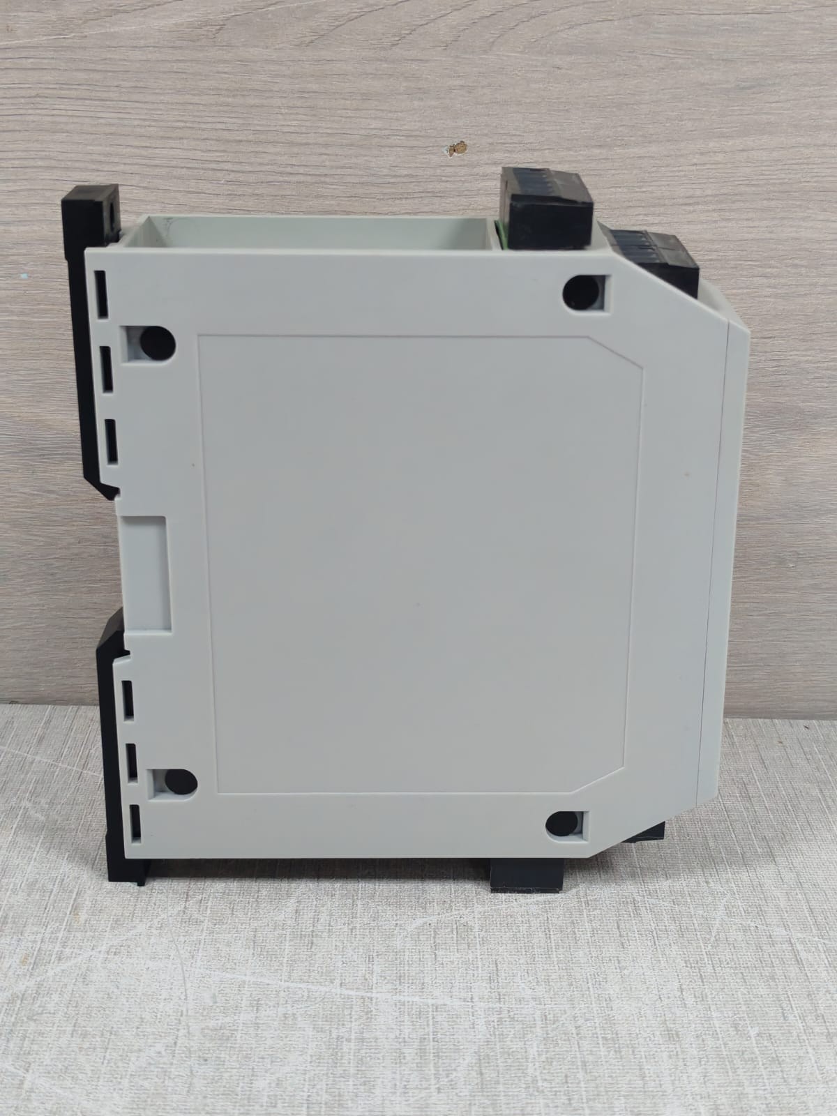 CROWCON UNKNOWN CROWCON 1-16 RELAY MODULE SWITCH POSITIONS 8