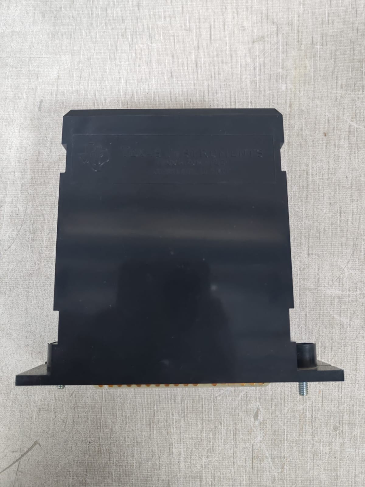 Texas Instruments TEXAS INSTRUMENTS 6MT32 TEXAS INSTRUMENTS 6MT32 16 OUTPUT LOGIC INTERFACE 8