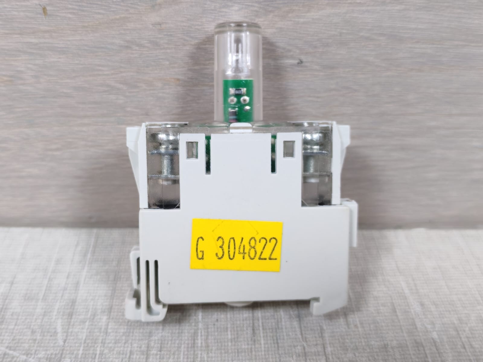 Stahl 8010/2-01 Stahl 8010/2-01 Led Indicator Light with 8602C3-054-B Actuator Pushbutton 5