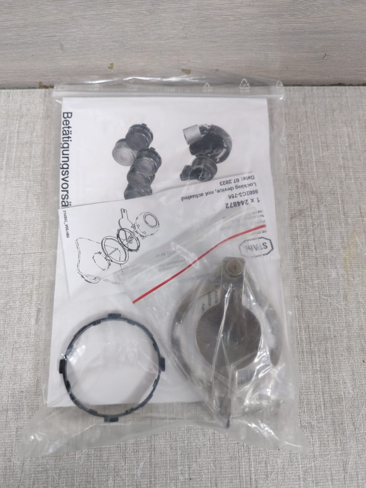 STAHL W/ 860C3-001-B Stahl 8082/1 Contact Element W/ 860C3-001-B Push Button & 8602C3-755 Lock Device 3