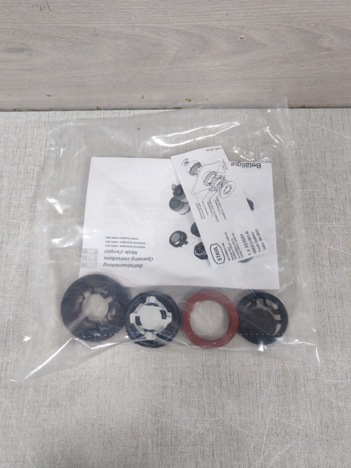 STAHL W/ 860C3-001-B Stahl 8082/1 Contact Element W/ 860C3-001-B Push Button & 8602C3-755 Lock Device 4