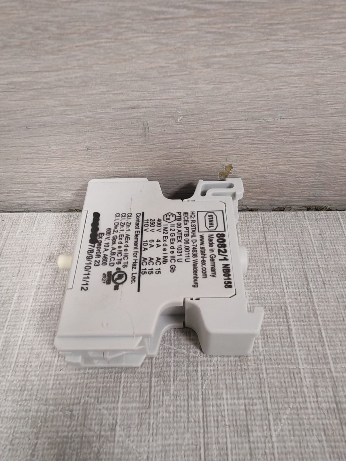 STAHL W/ 860C3-001-B Stahl 8082/1 Contact Element W/ 860C3-001-B Push Button & 8602C3-755 Lock Device 7