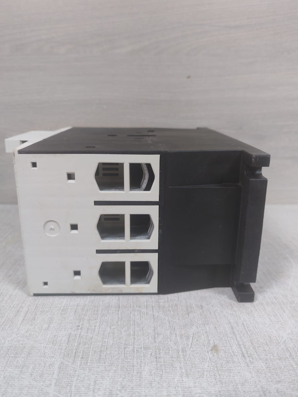 Moeller DIL M115 MOELLER DIL M115 MAGNETIC CONTACTOR 8