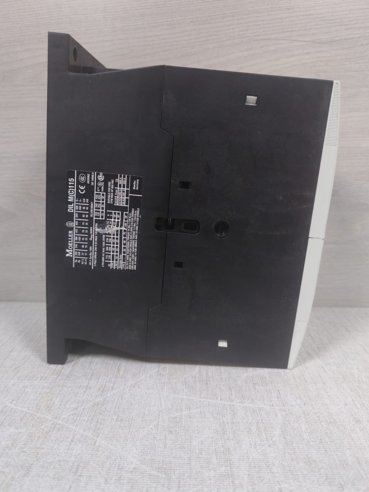 Moeller DIL M115 MOELLER DIL M115 MAGNETIC CONTACTOR 10