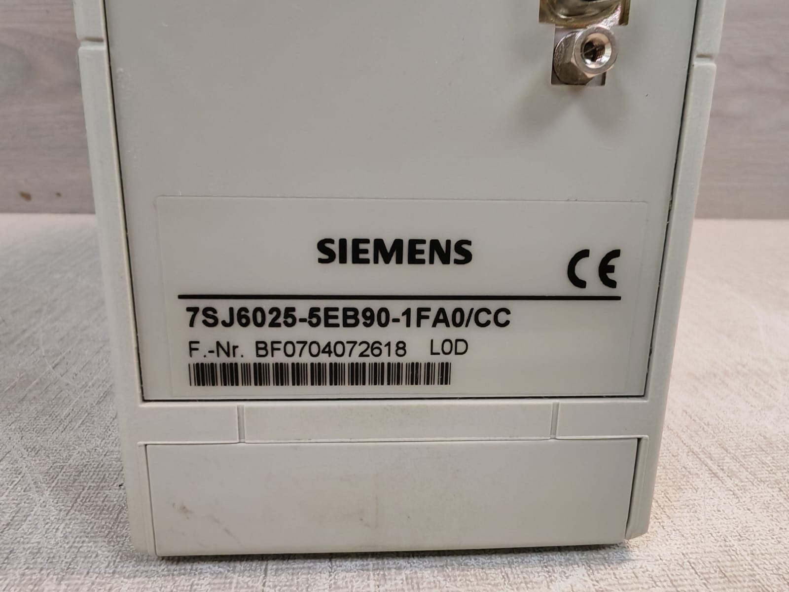 Siemens 7SJ6025-5EB90-1FA0/CC Siemens 7SJ6025-5EB90-1FA0/CC Overcurrent Protection 3