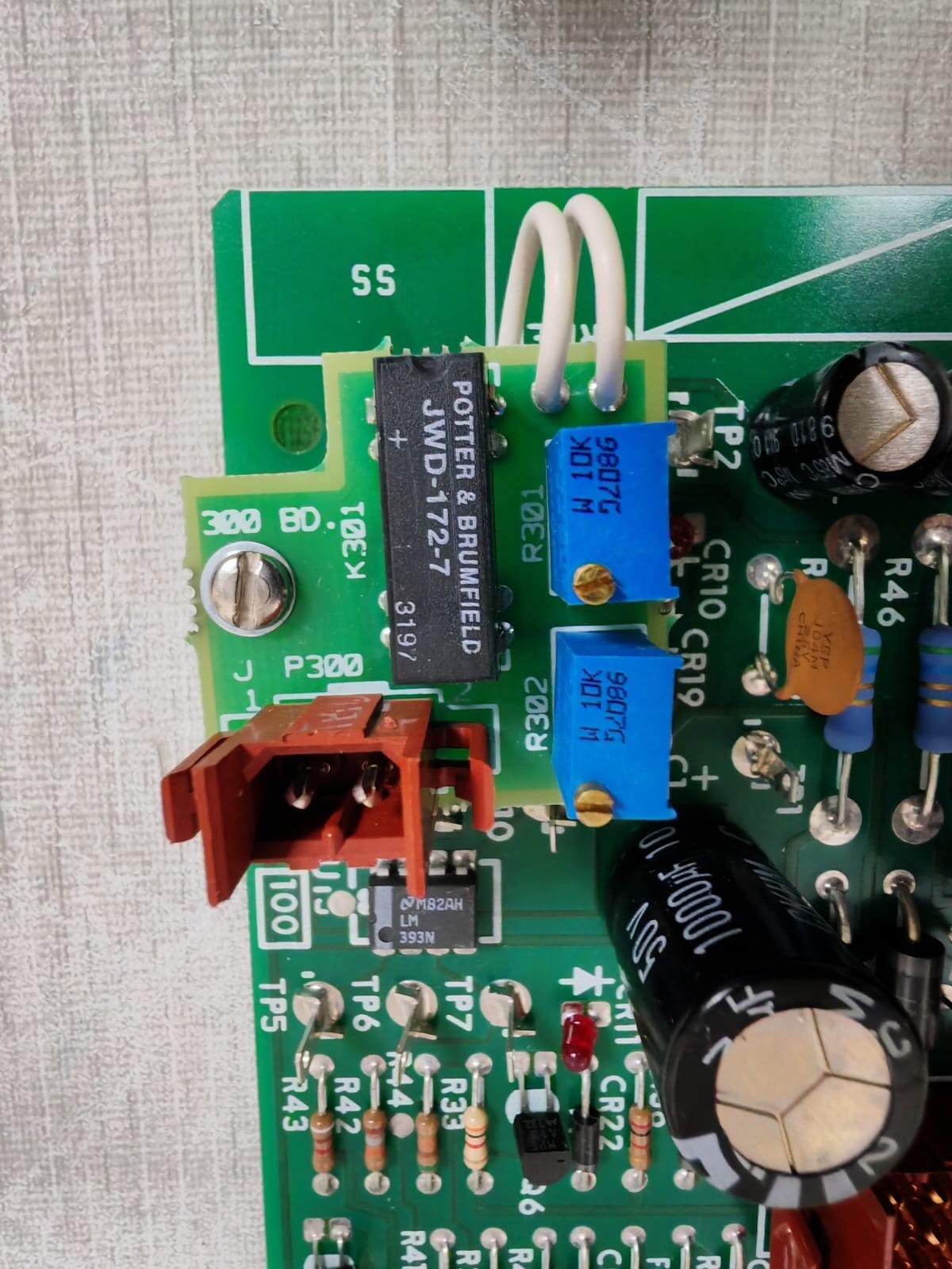 Unbranded 611480 611480 2998 HRB3-0 94V-0 PRINTED CIRCUIT BOARD 6