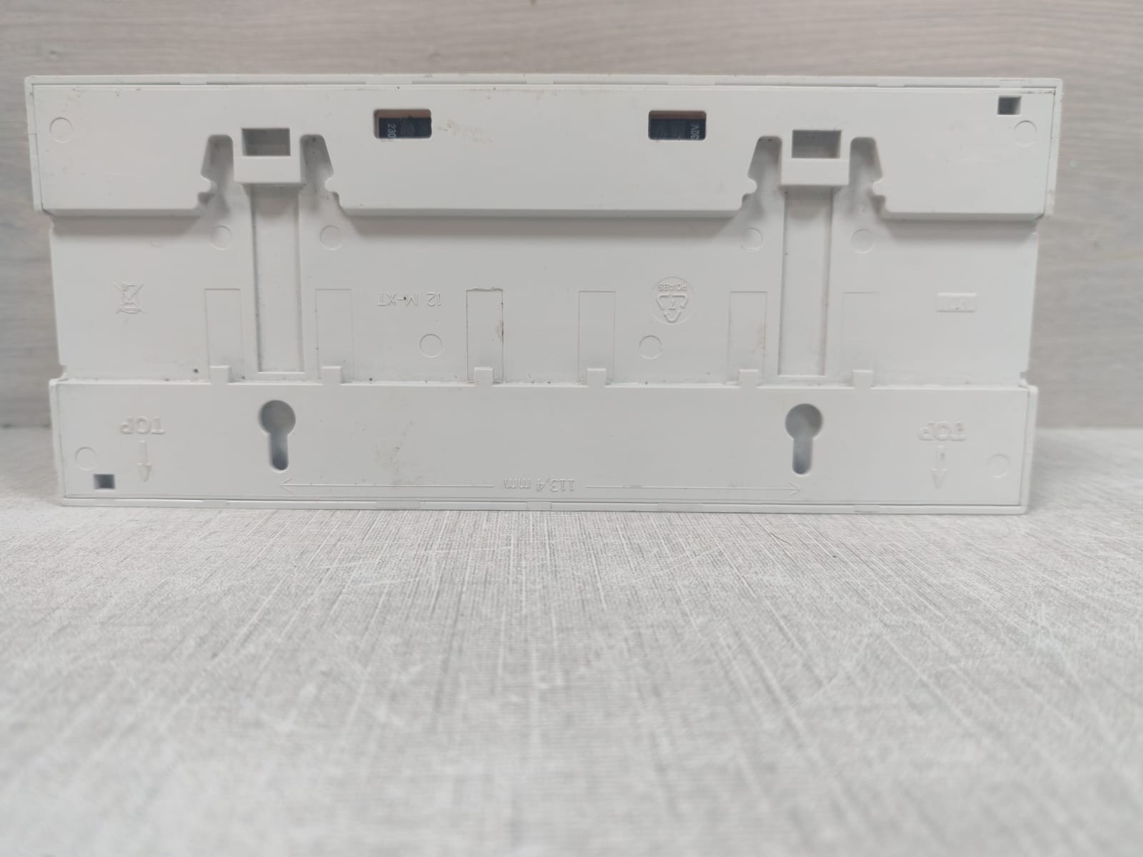 ISTS R 1P2 0006 ISTS STATIC POWER R 1P2 0006 STATIC TRANSFER SWITCH 6A-230V-60Hz 8