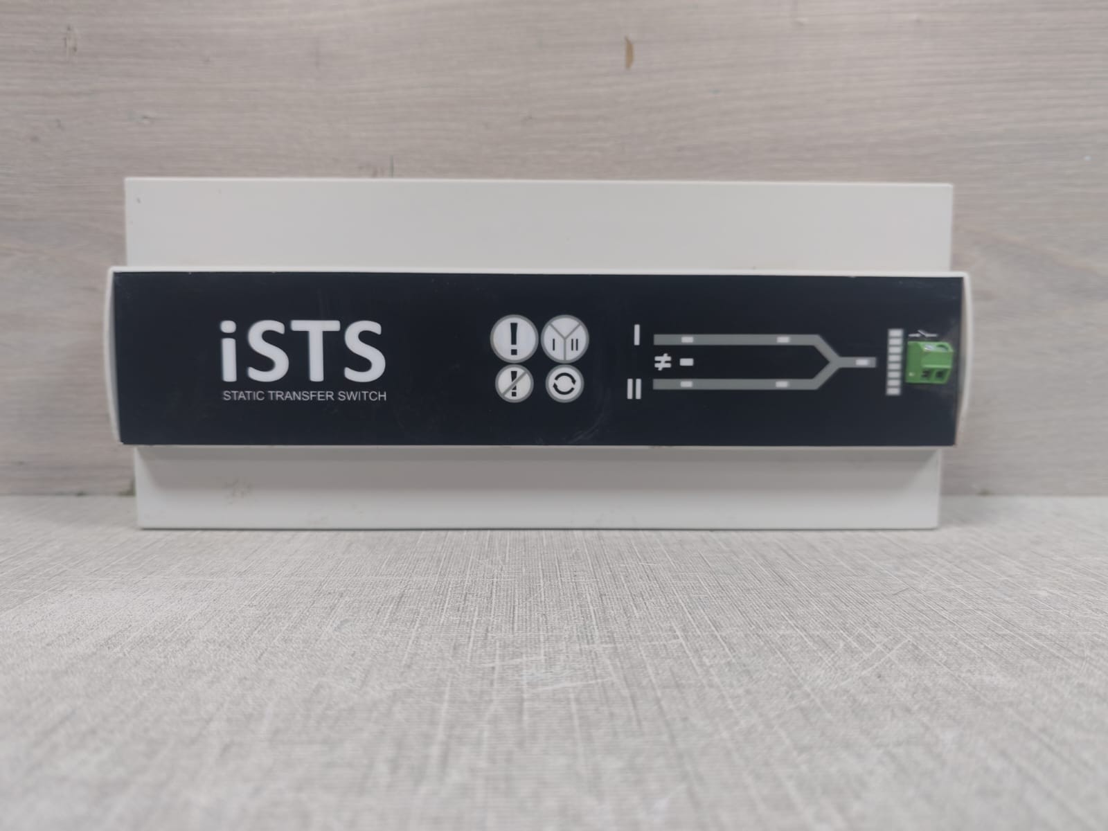 ISTS STATIC POWER R 1P2 0006 STATIC TRANSFER SWITCH 6A-230V-60Hz
