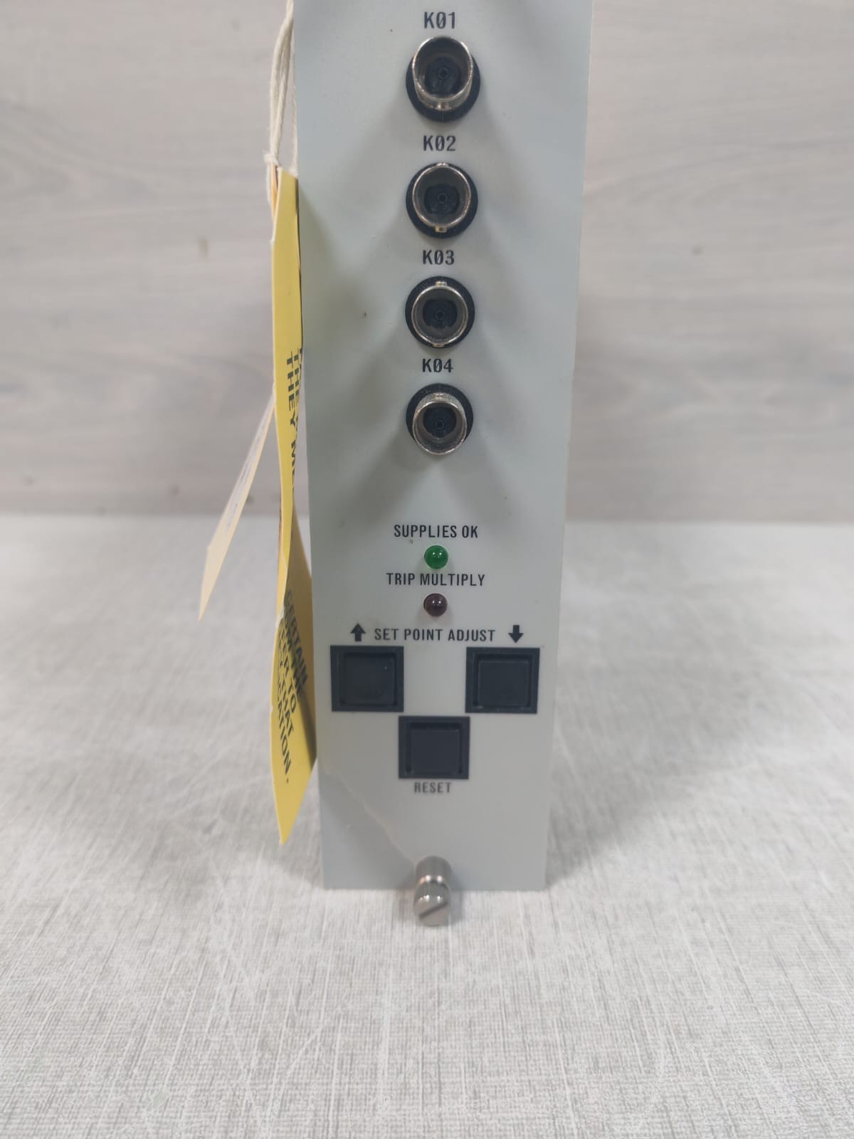 Bently Nevada 3300/03-01-00 BENTLY NEVADA 3300/03-01-00 SYSTEM MONITOR INTERFACE MODULE 3