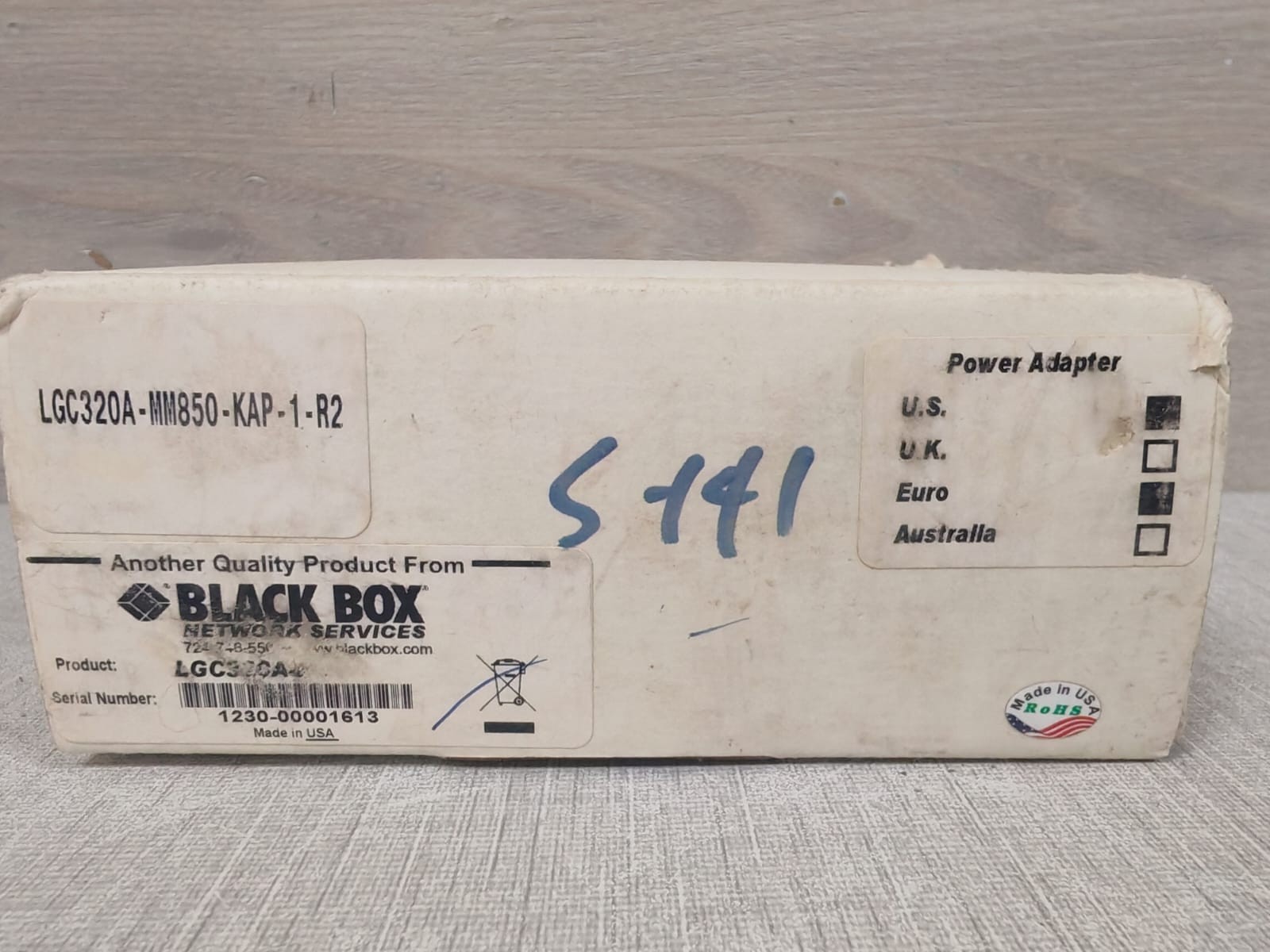 BLACK BOX LGC320A-R2 BLACK BOX LGC320A-R2 IE-MINIATURE MEDIA CONVERTER 10/100/1000 MBPS 10