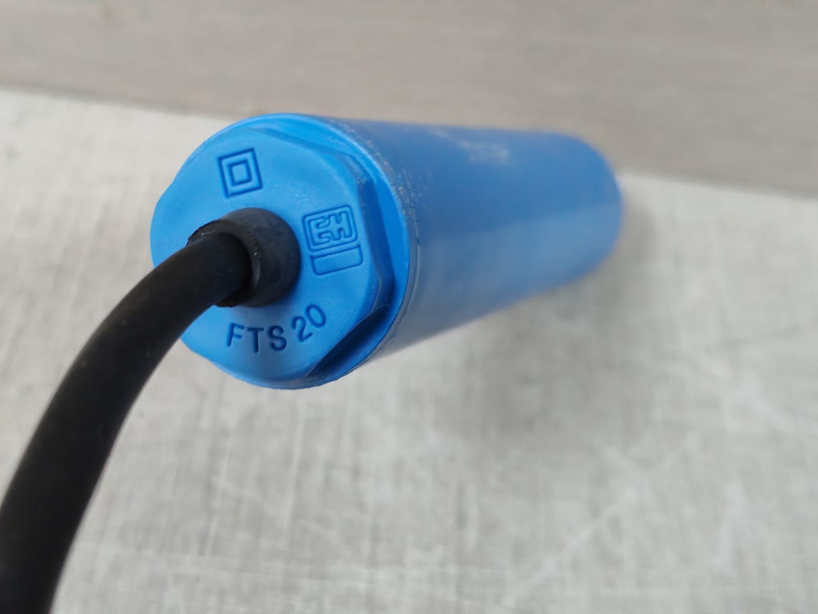 ENDRESS+HAUSER 71035522 ENDRESS+HAUSER FTS20 AC/DC PP/CSM 20M P/N 71035522 LIQUIDFLOAT 9