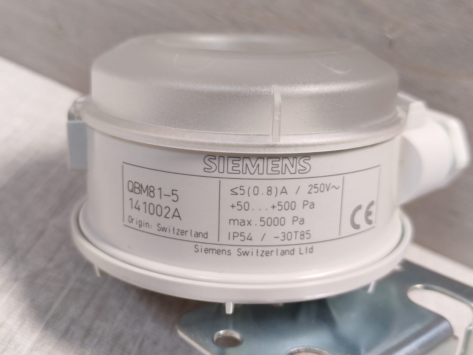 Siemens QBM81-5 Siemens QBM81-5 Differential Pressure Switch 3