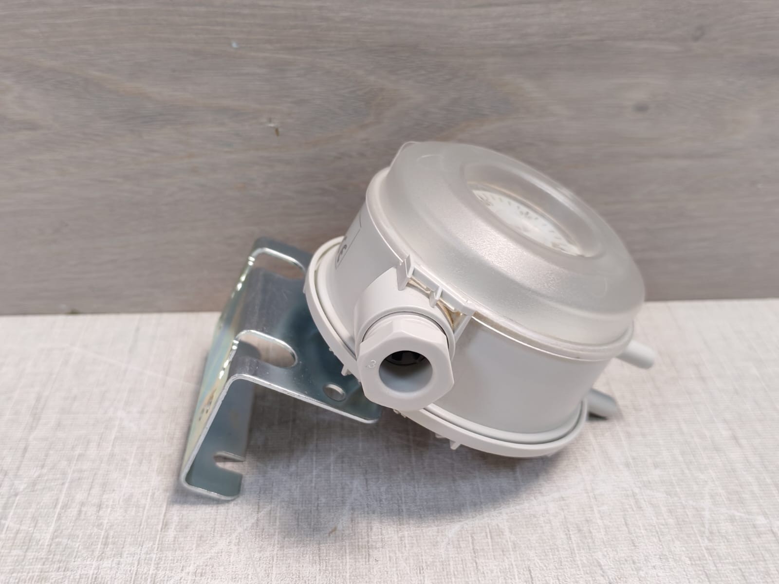 Siemens QBM81-5 Siemens QBM81-5 Differential Pressure Switch 5