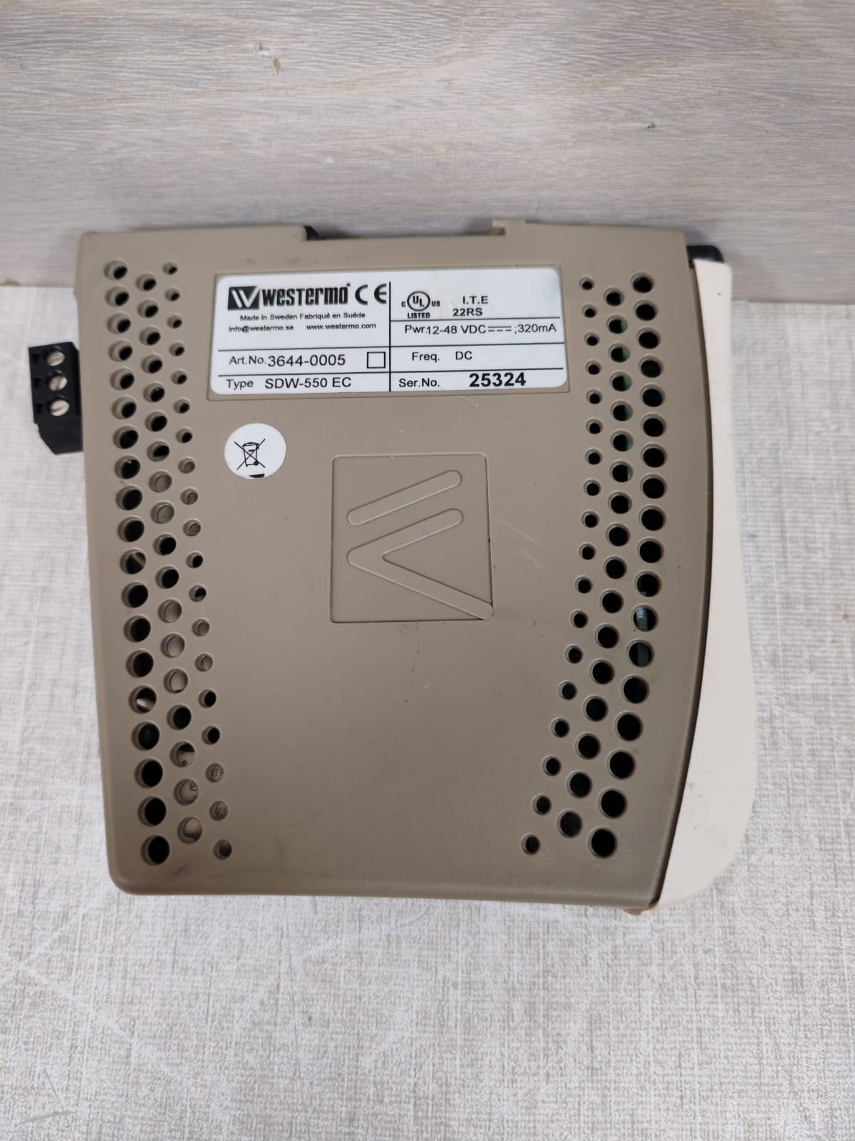 WESTERMO 3644-0005 WESTERMO SDW-550 EC 5-PORT ETHERNET SWITCH 3644-0005 4