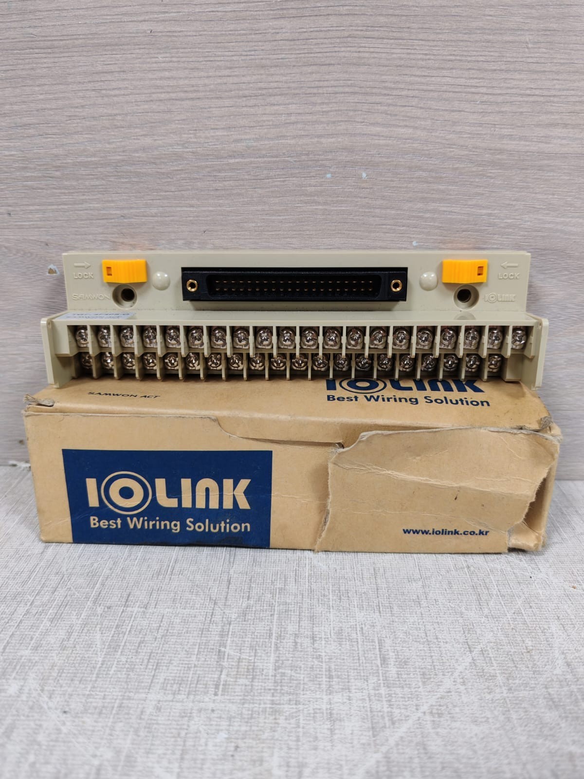 IO LINK/SAMWON ACT TG7-4F40S-O INTERFACE TERMINAL