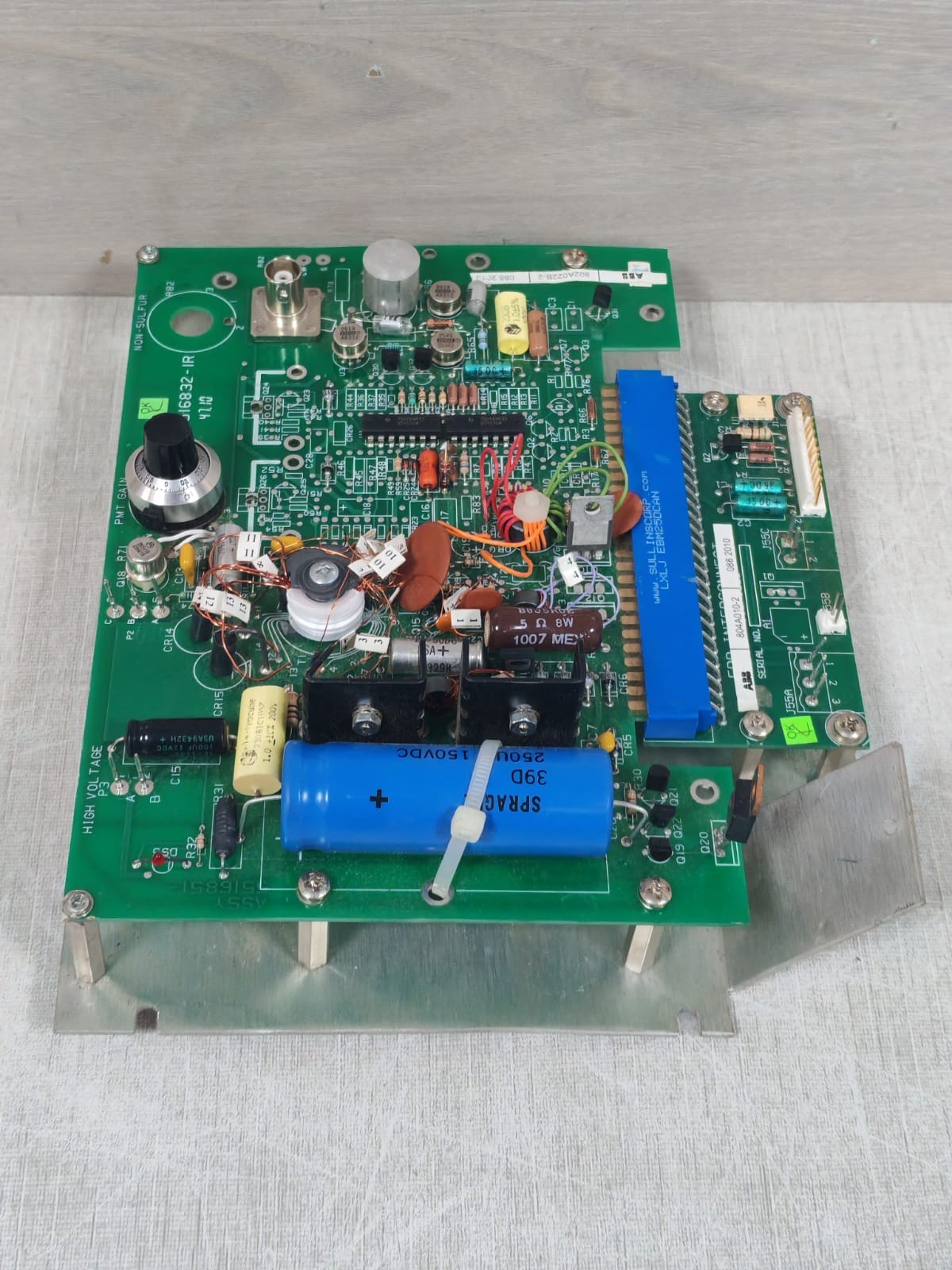 ABB 5516832-IR / 804A010-2 / 802A022B-2 5516851 ABB 5516832-IR / 804A010-2 / 802A022B-2 5516851 ASSY BOARD 2