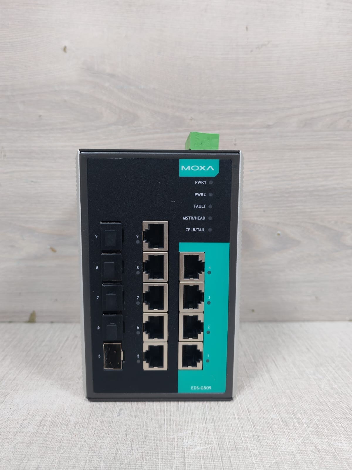 MOXA EDS-G509-T MOXA EDS-G509-T ETHERDEVICE SWITCH REV: 1.5.2 2