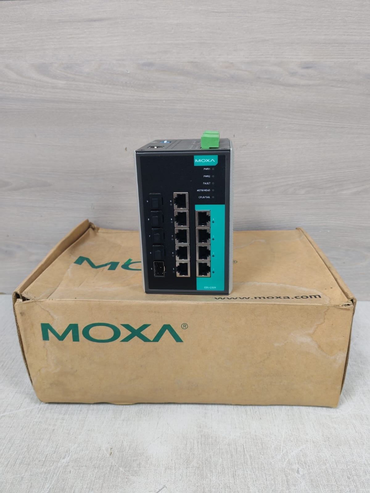 MOXA EDS-G509-T ETHERDEVICE SWITCH REV: 1.5.2