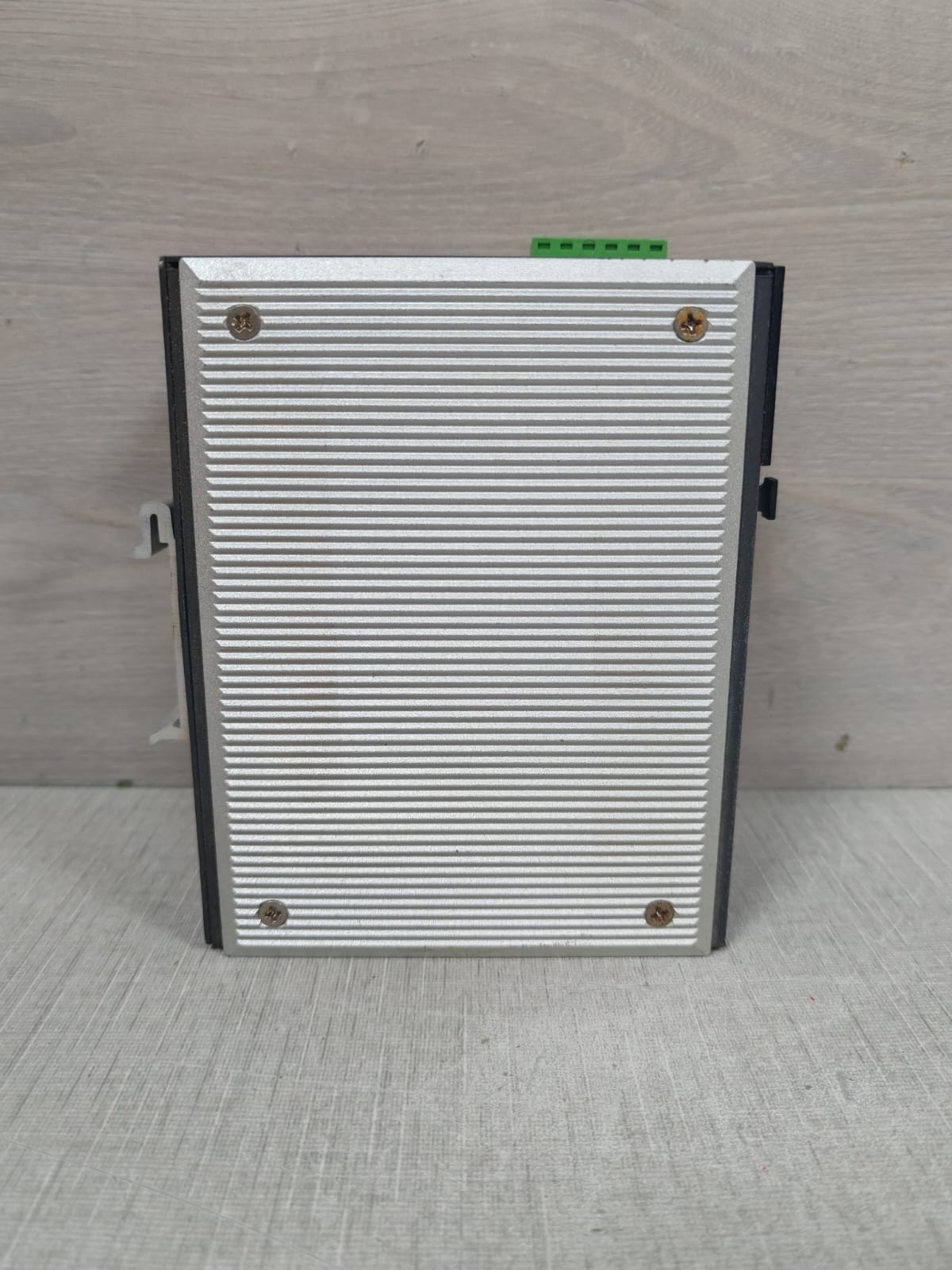 MOXA EDS-G509-T MOXA EDS-G509-T ETHERDEVICE SWITCH REV: 1.5 6
