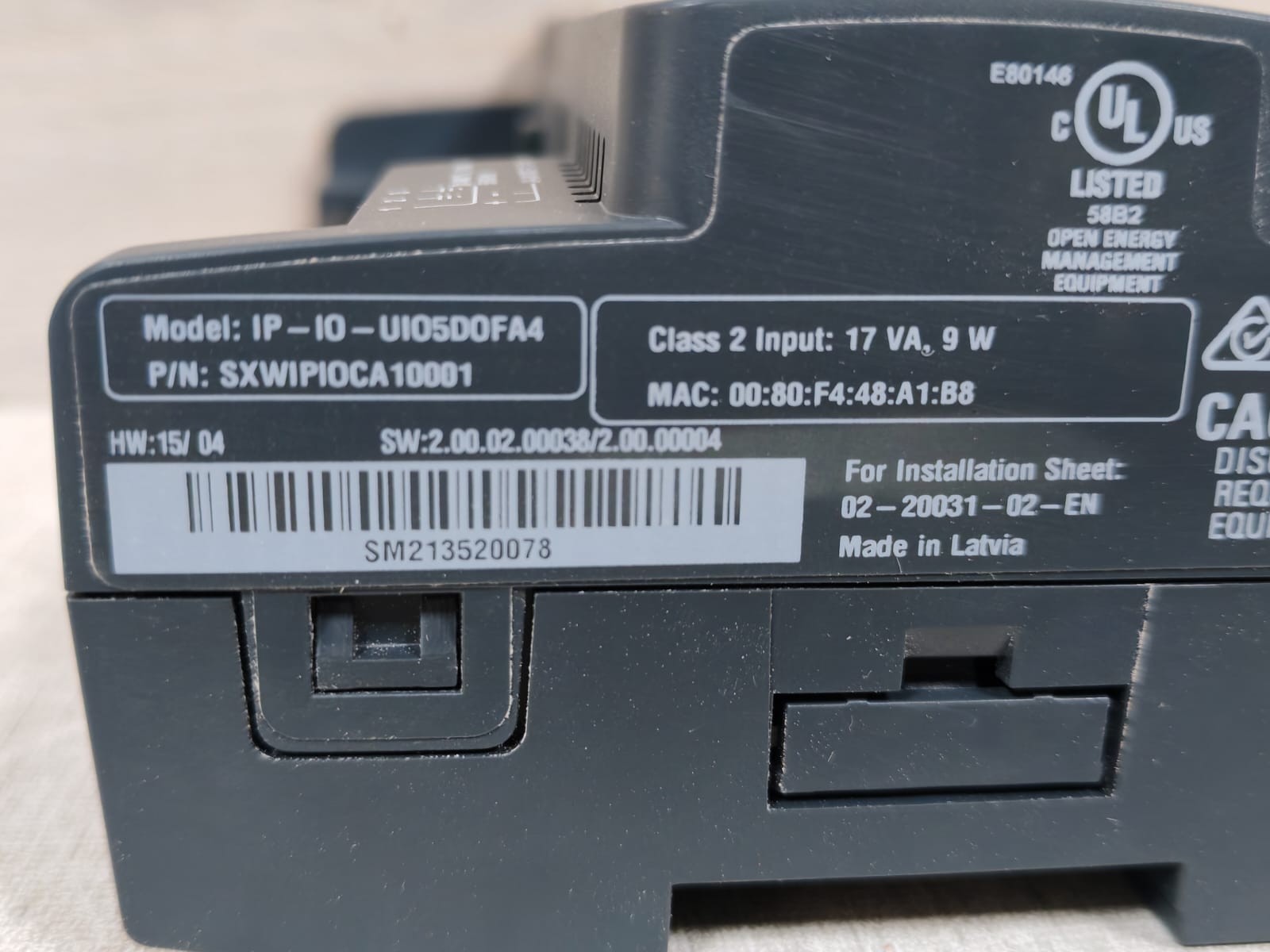 Schneider Electric SXWIPIOCA10001 Schneider Electric SXWIPIOCA10001 SmartX IP Controller IP-IO-UIO5DOFA4 5
