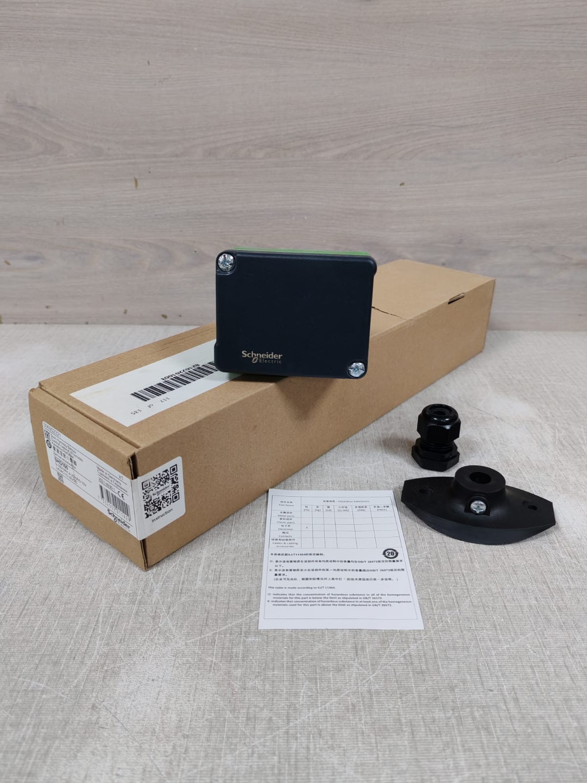 SCHNEIDER ELECTRIC SHD100 006902321 DUCT HUMIDITY & TEMPERATURE SENSOR 24VAC