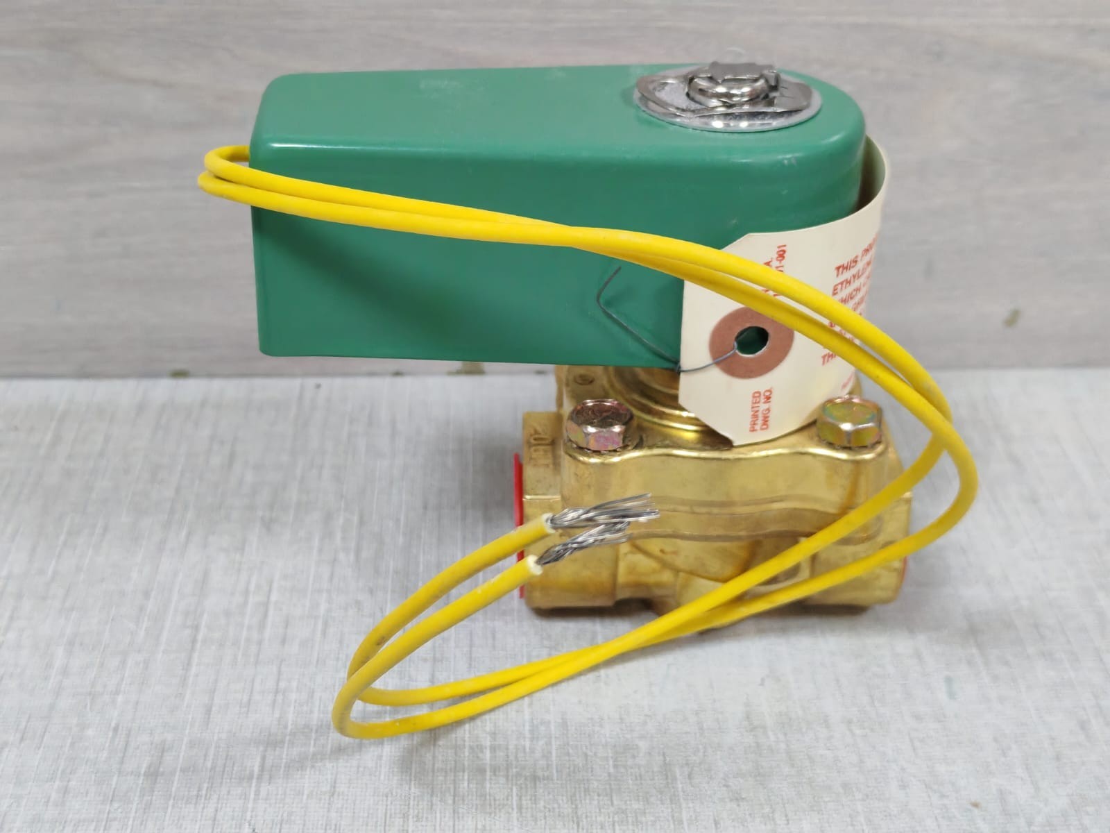 ASCO J8220A23 ASCO J8220A23 STEAM 5-125 PSI SOLENOID VALVE 5