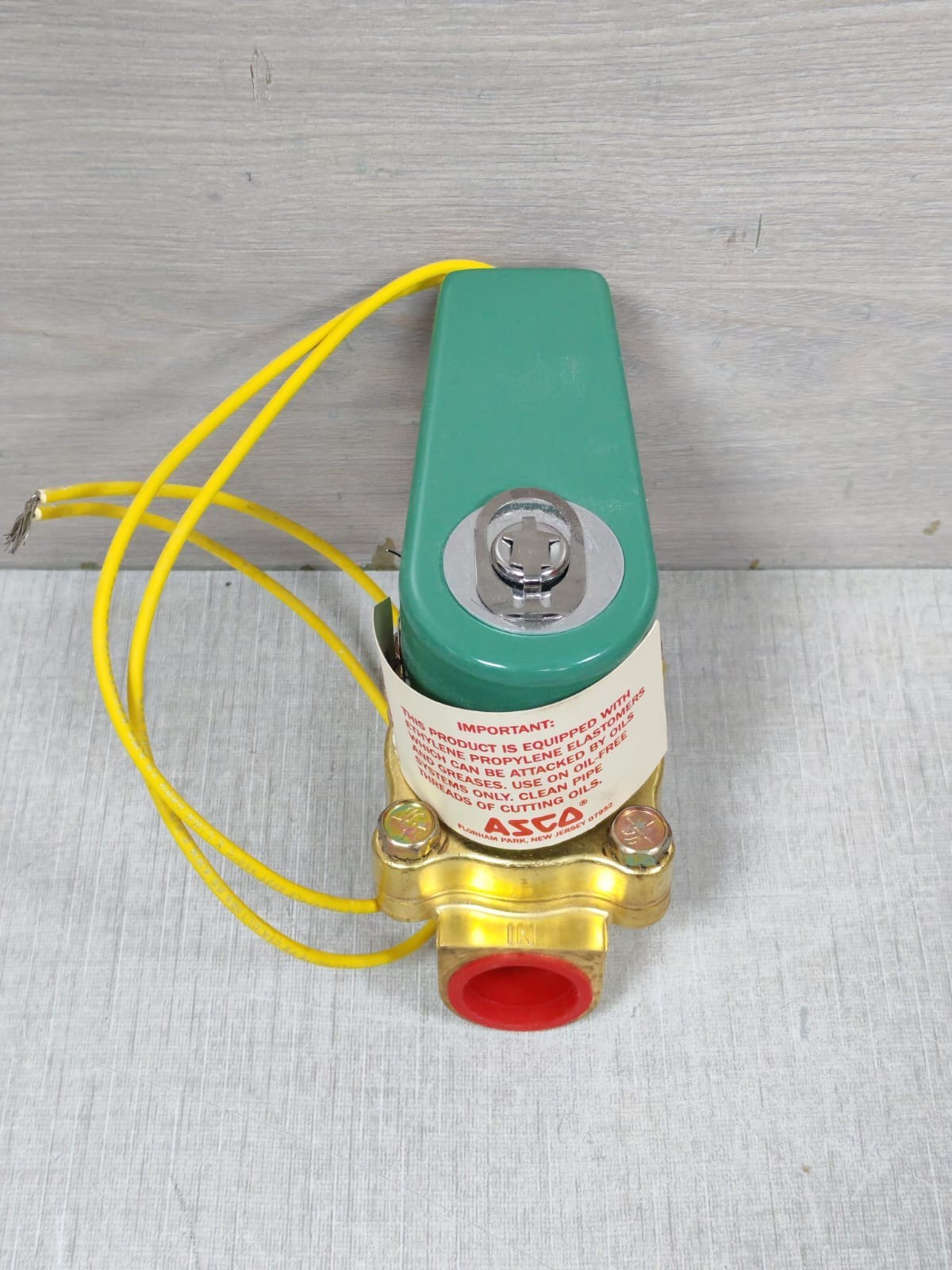 ASCO J8220A23 ASCO J8220A23 STEAM 5-125 PSI SOLENOID VALVE 6