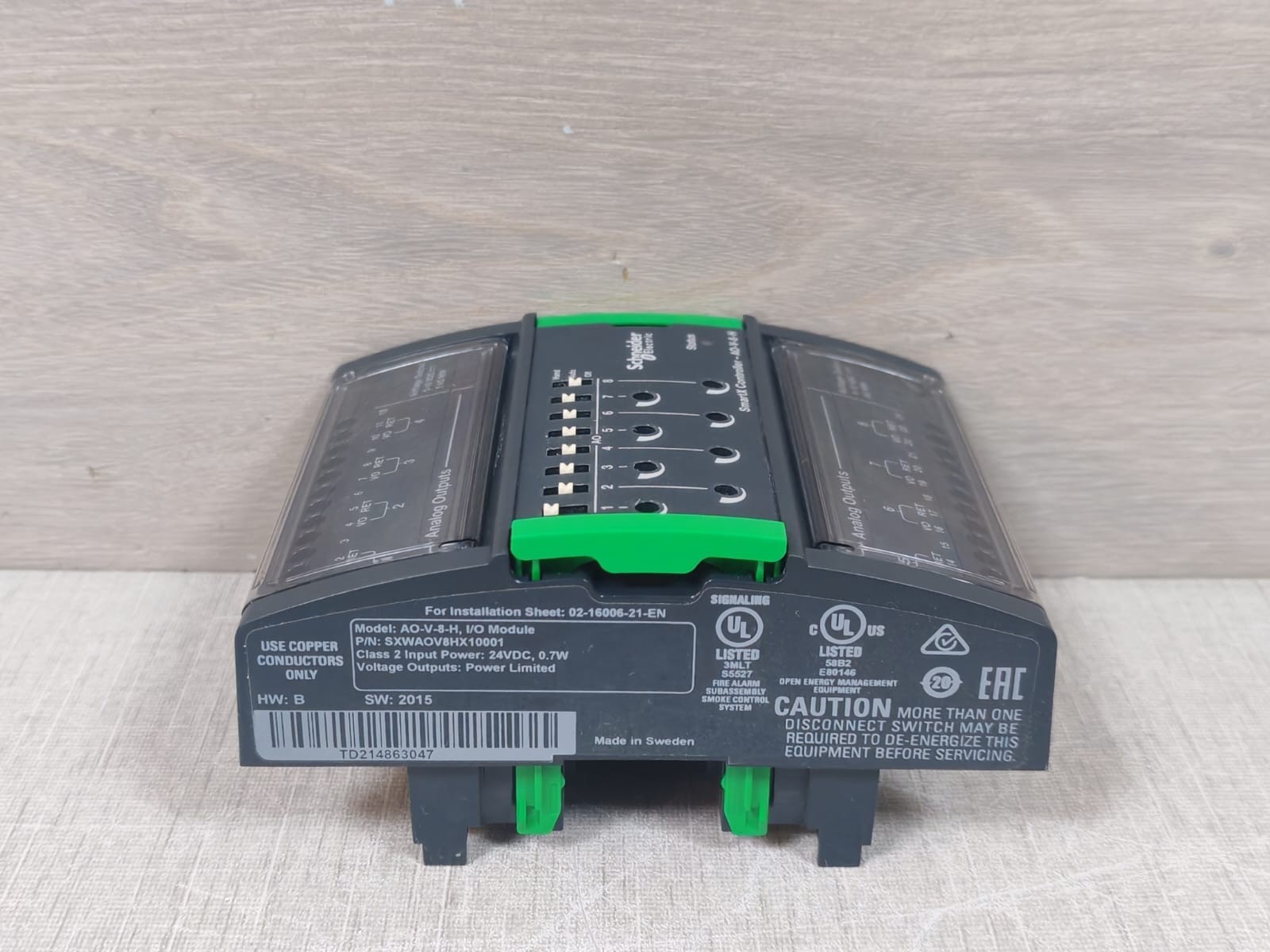 Schneider Electric SXWAOV8HX10001 Schneider Electric SXWAOV8HX10001 SmartX Controller AO-V-8-H I/O Module 5